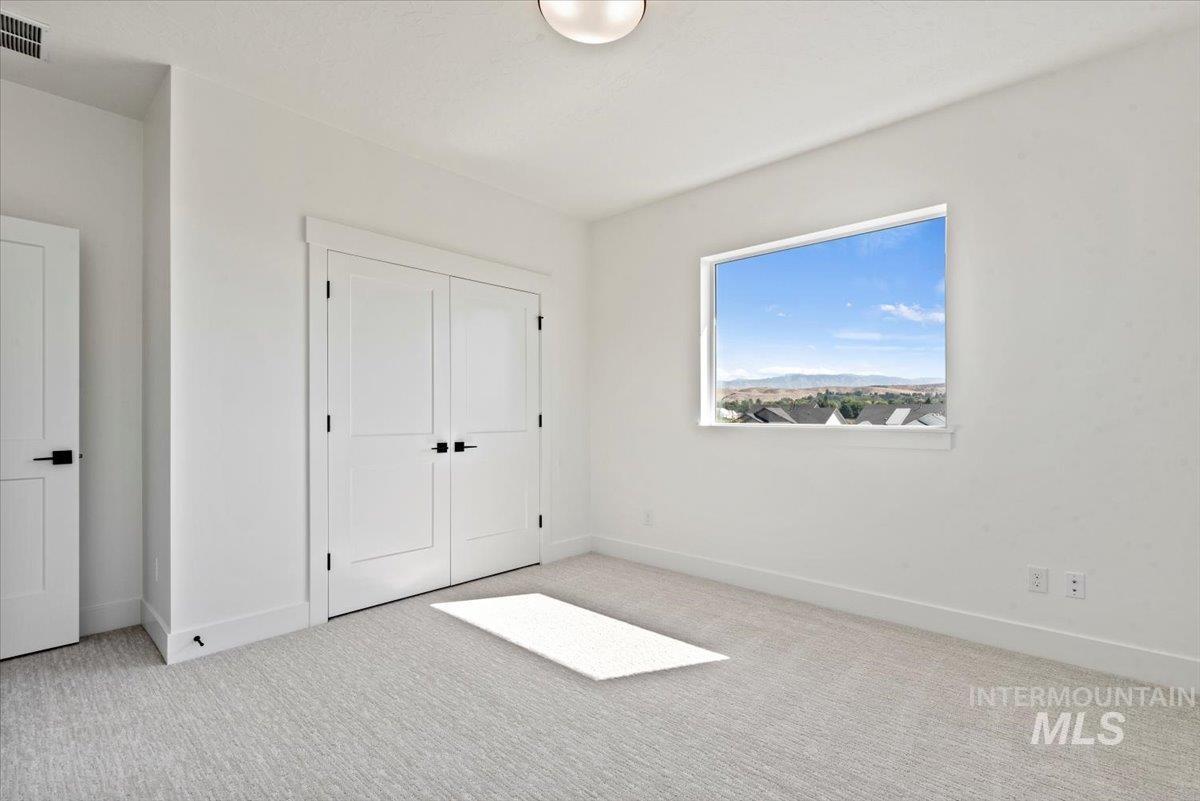 2343 E Monhegan Drive, Eagle, Idaho 83616, 3 Bedrooms, 2.5 Bathrooms, Residential For Sale, Price $675,900,MLS 98977195