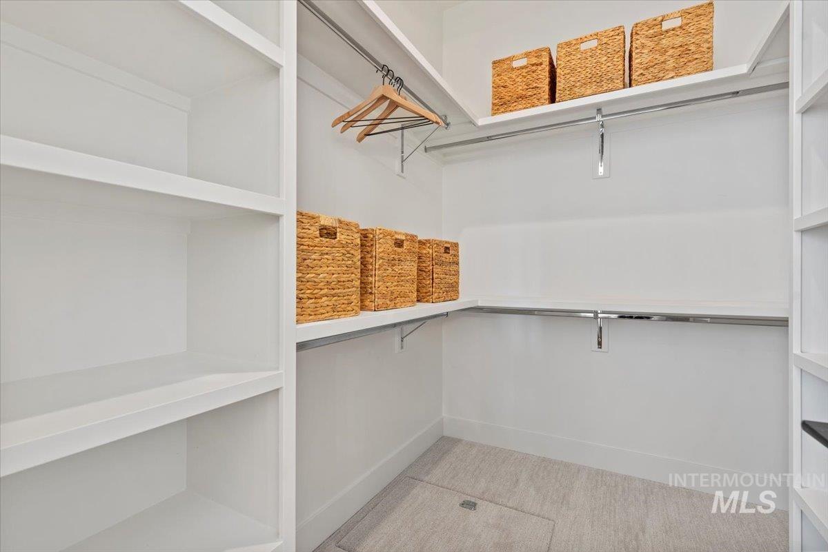 2343 E Monhegan Drive, Eagle, Idaho 83616, 3 Bedrooms, 2.5 Bathrooms, Residential For Sale, Price $675,900,MLS 98977195