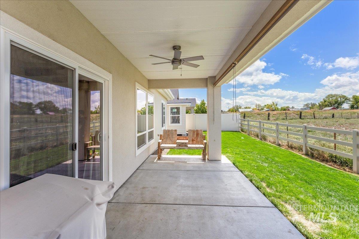 3705 S Julianite, Nampa, Idaho 83686, 3 Bedrooms, 2 Bathrooms, Residential For Sale, Price $519,000,MLS 98977196