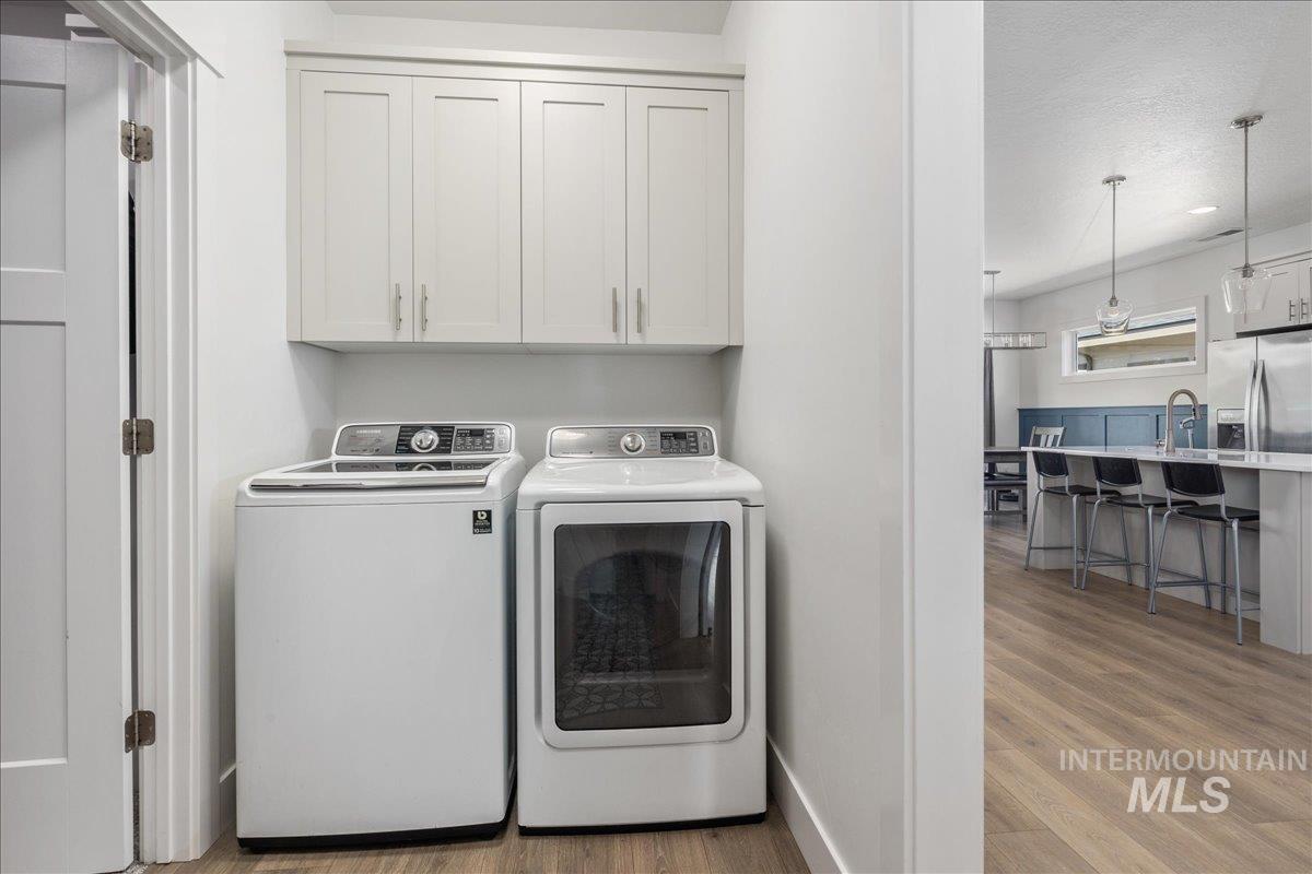 3705 S Julianite, Nampa, Idaho 83686, 3 Bedrooms, 2 Bathrooms, Residential For Sale, Price $519,000,MLS 98977196