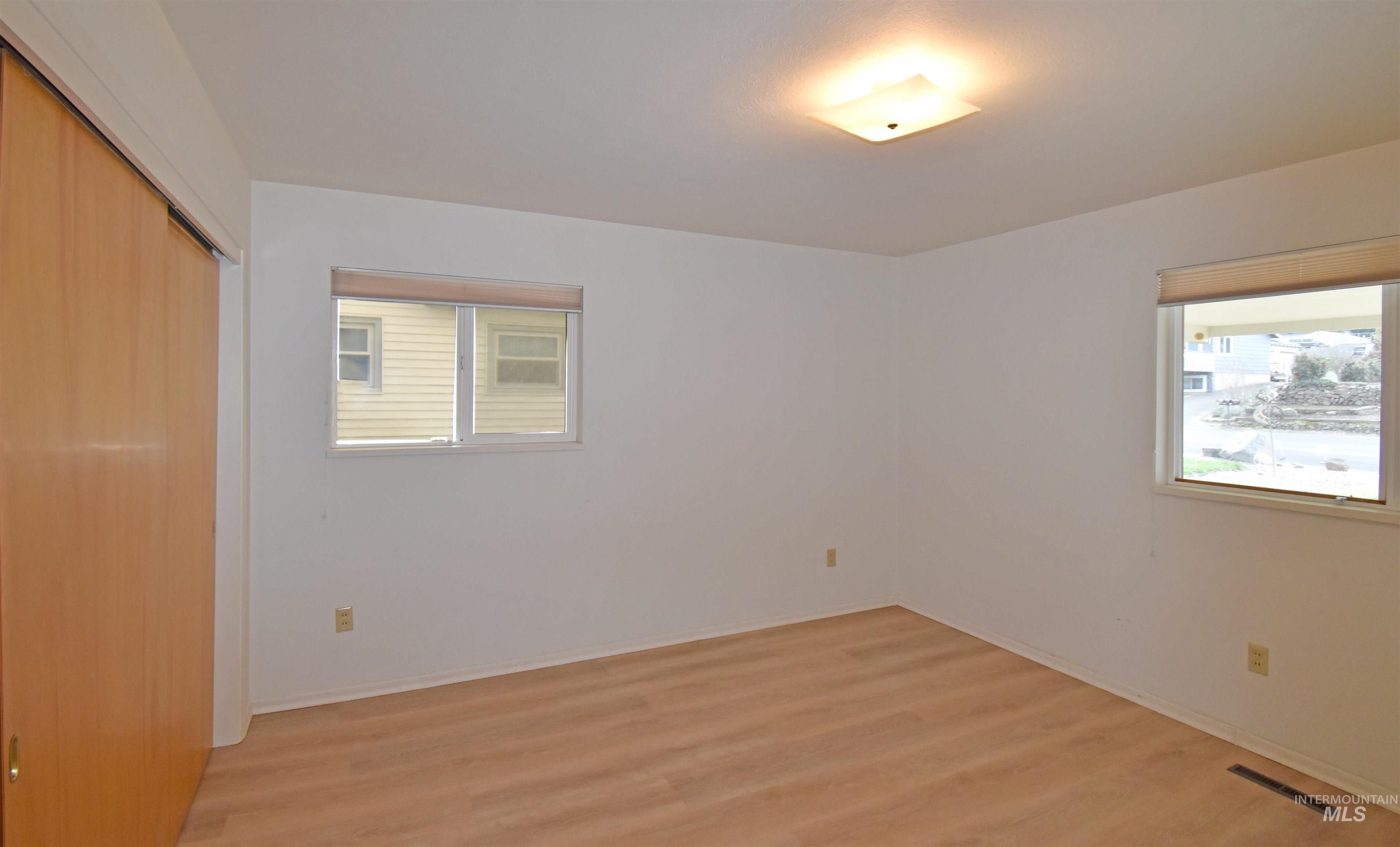 2311 14th Avenue, Lewiston, Idaho 83501, 3 Bedrooms, 2 Bathrooms, Residential For Sale, Price $330,000, 98977197