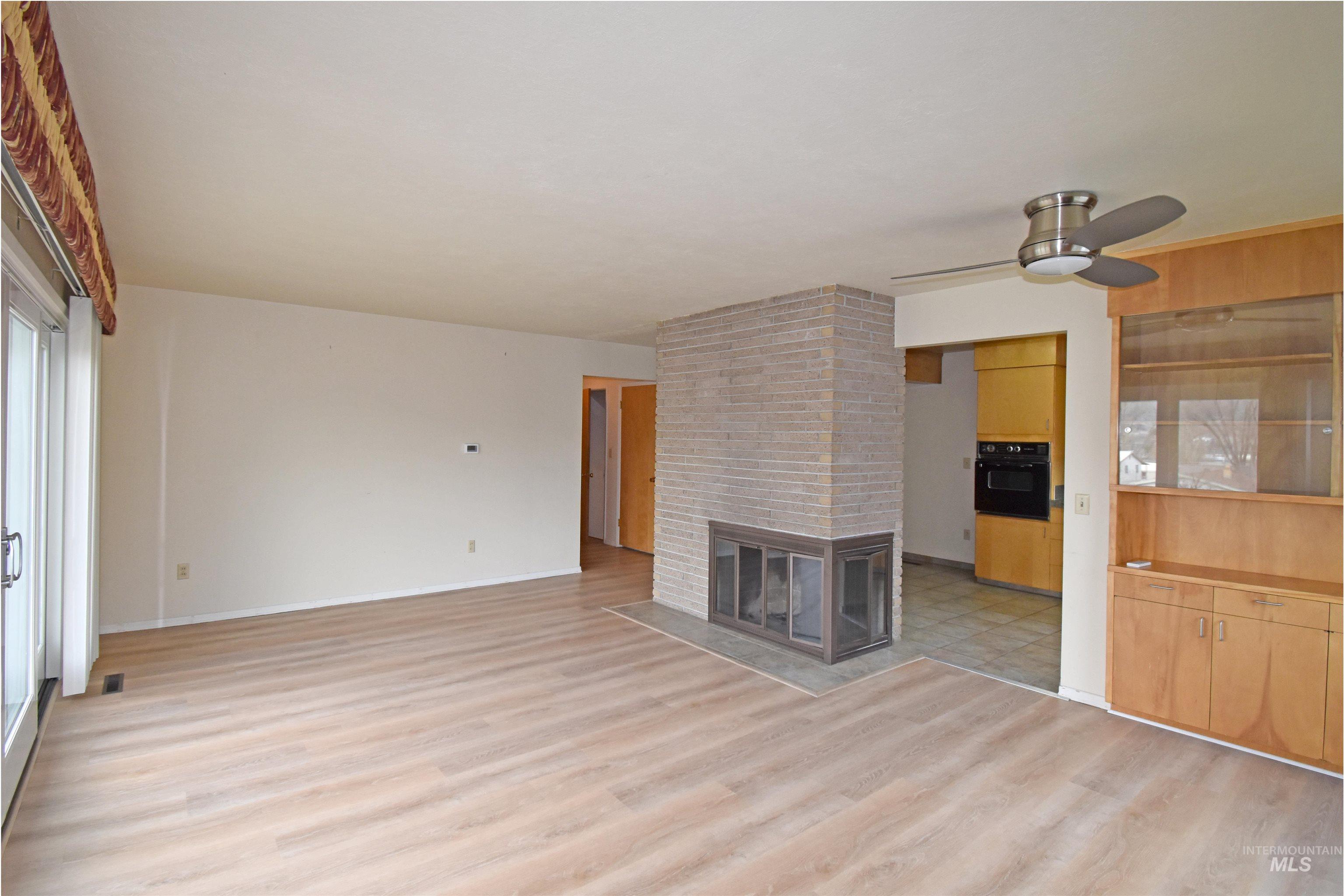 2311 14th Avenue, Lewiston, Idaho 83501, 3 Bedrooms, 2 Bathrooms, Residential For Sale, Price $330,000, 98977197