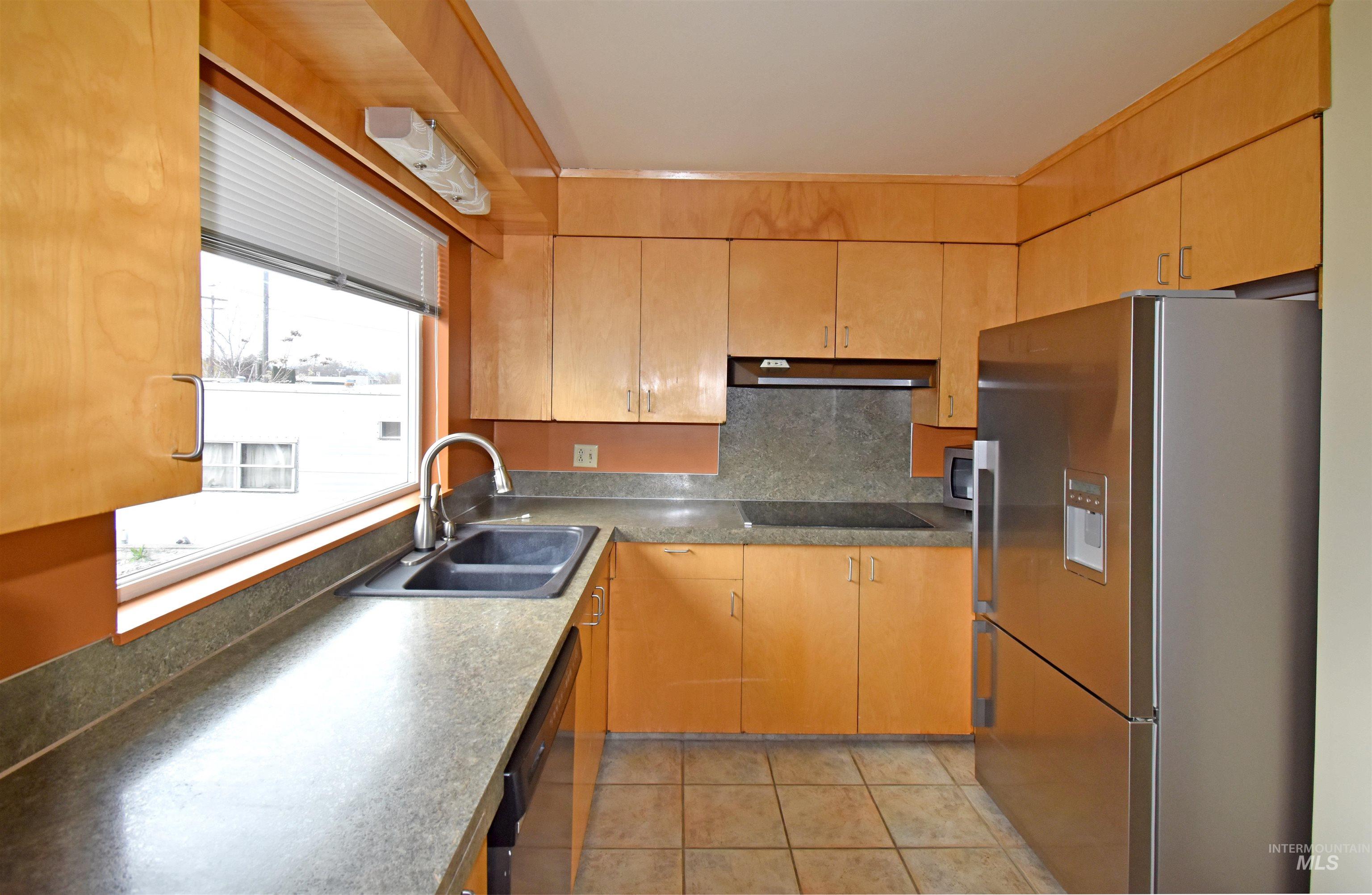 2311 14th Avenue, Lewiston, Idaho 83501, 3 Bedrooms, 2 Bathrooms, Residential For Sale, Price $330,000, 98977197