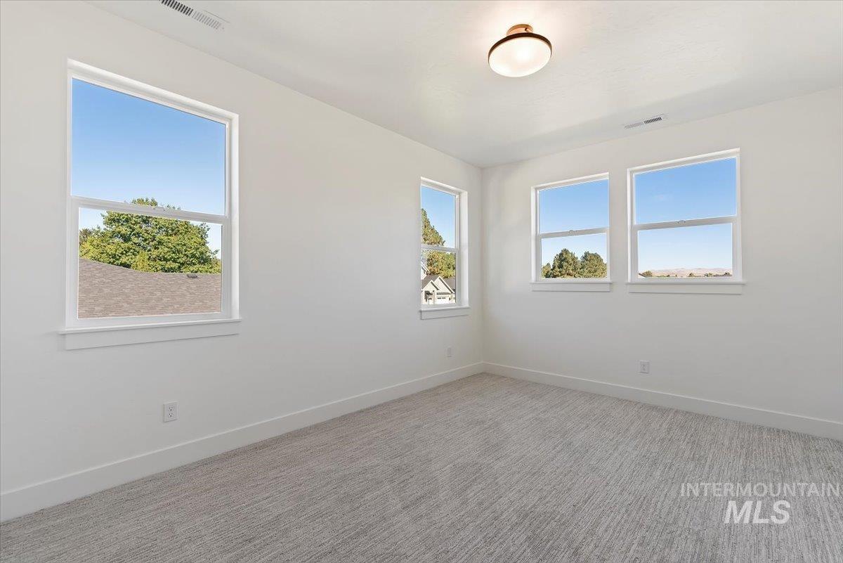 468 N Plainfield Ave, Eagle, Idaho 83616, 5 Bedrooms, 3.5 Bathrooms, Residential For Sale, Price $899,900,MLS 98977198