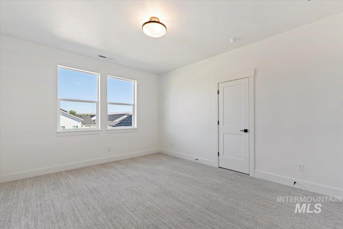 468 N Plainfield Ave, Eagle, Idaho 83616, 5 Bedrooms, 3.5 Bathrooms, Residential For Sale, Price $899,900,MLS 98977198