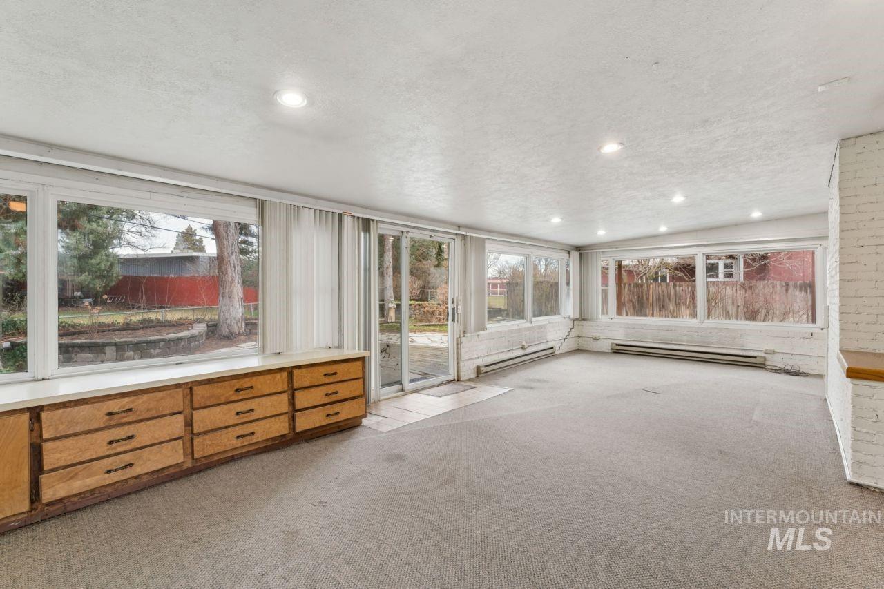 6419 W Randolph Drive, Boise, Idaho 83709, 3 Bedrooms, 2 Bathrooms, Residential For Sale, Price $550,000,MLS 98977199