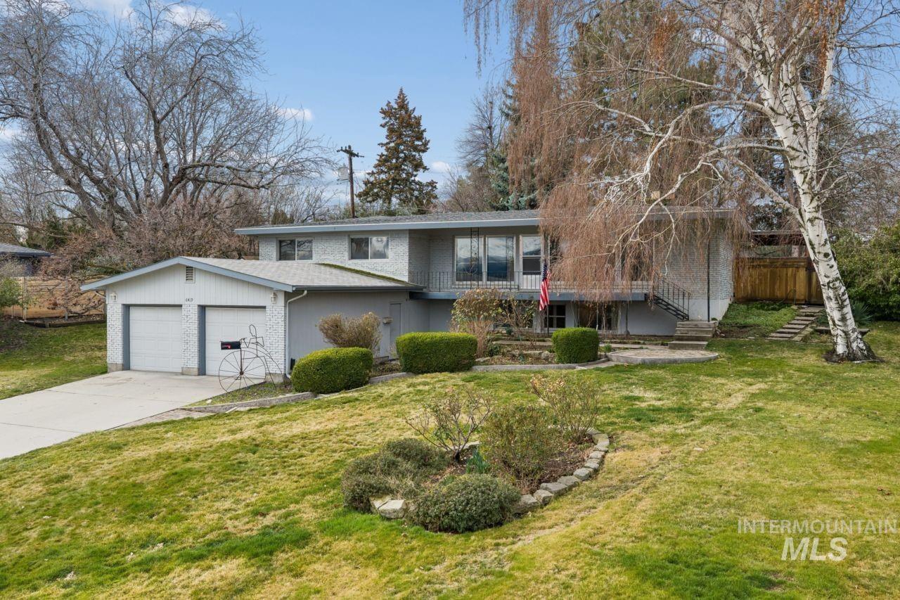 6419 W Randolph Drive, Boise, Idaho 83709, 3 Bedrooms, 2 Bathrooms, Residential For Sale, Price $550,000,MLS 98977199