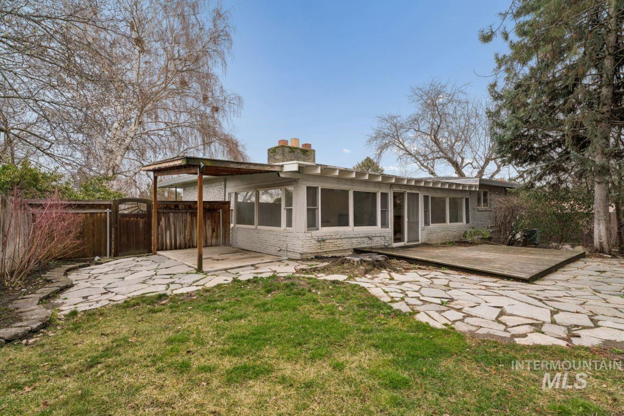 6419 W Randolph Drive, Boise, Idaho 83709, 3 Bedrooms, 2 Bathrooms, Residential For Sale, Price $550,000,MLS 98977199