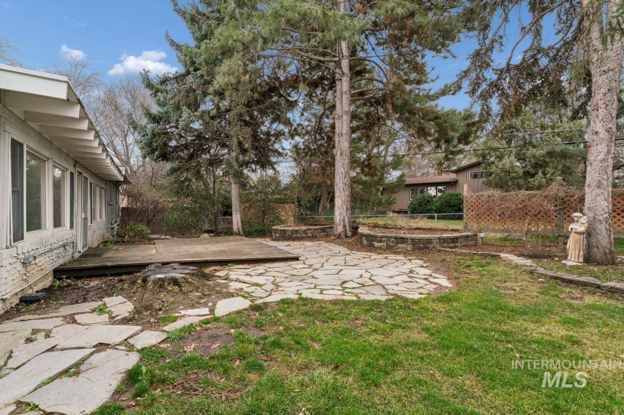 6419 W Randolph Drive, Boise, Idaho 83709, 3 Bedrooms, 2 Bathrooms, Residential For Sale, Price $550,000,MLS 98977199