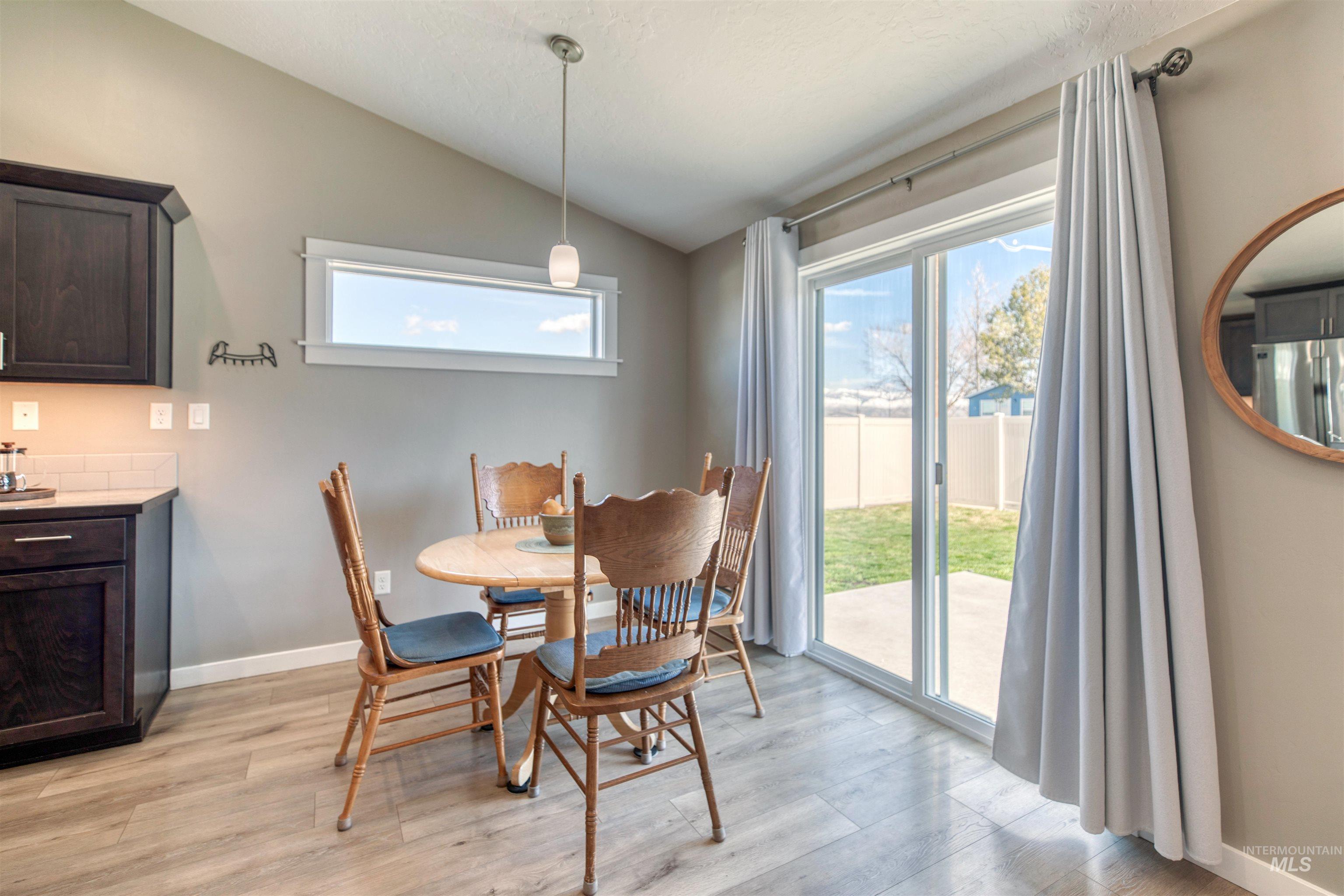 10600 W Cruser Dr, Boise, Idaho 83709, 3 Bedrooms, 2 Bathrooms, Residential For Sale, Price $445,000,MLS 98977200