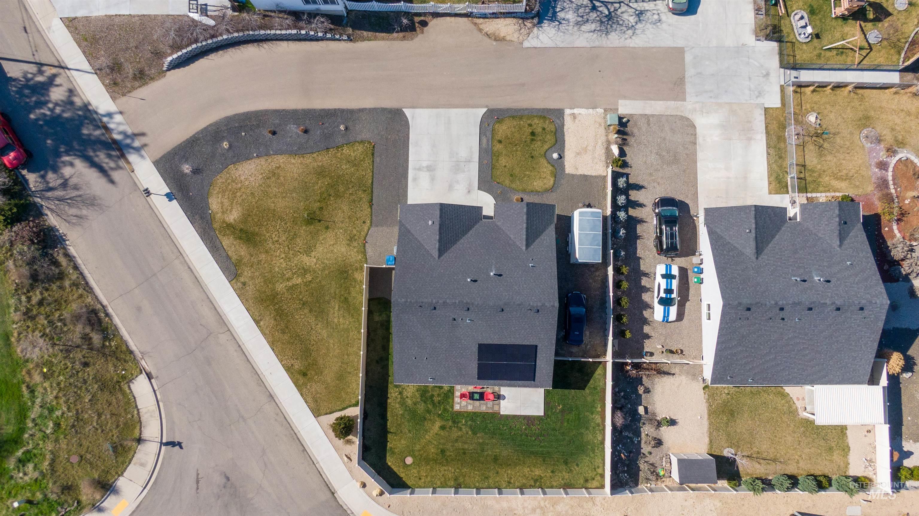 10600 W Cruser Dr, Boise, Idaho 83709, 3 Bedrooms, 2 Bathrooms, Residential For Sale, Price $445,000,MLS 98977200