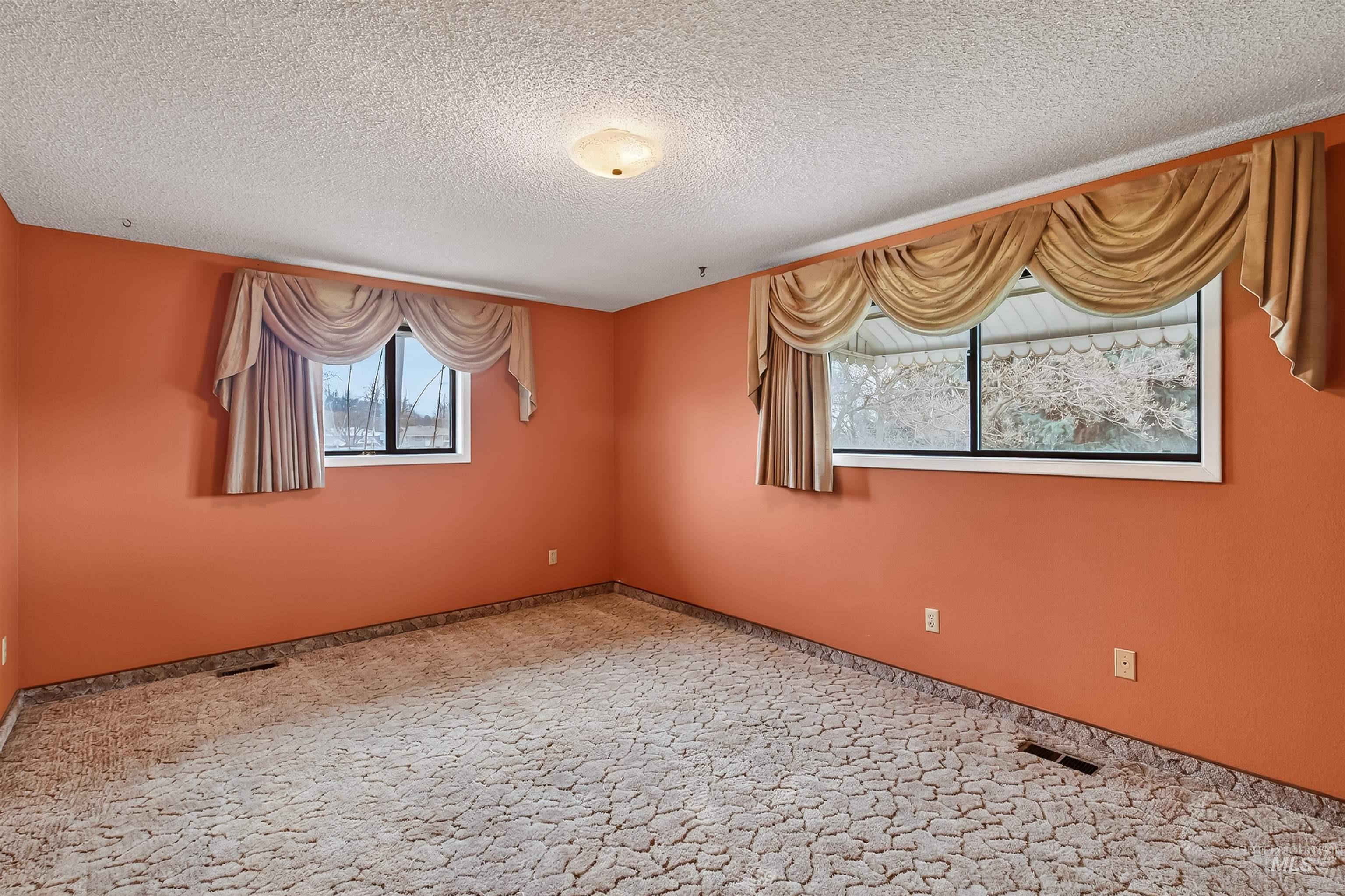 1129 Bryden Ave, Lewiston, Idaho 83501, 3 Bedrooms, 2 Bathrooms, Residential For Sale, Price $365,000, 98977206