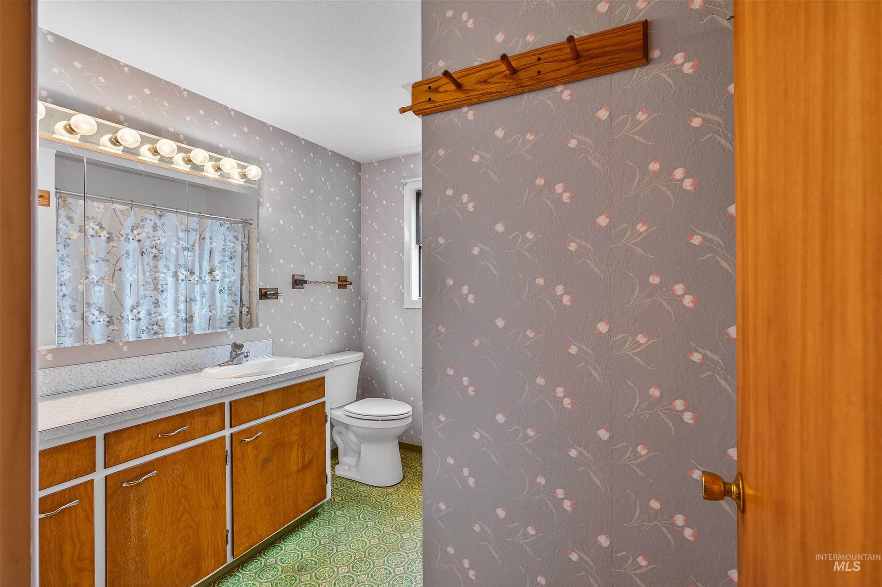 1129 Bryden Ave, Lewiston, Idaho 83501, 3 Bedrooms, 2 Bathrooms, Residential For Sale, Price $365,000, 98977206