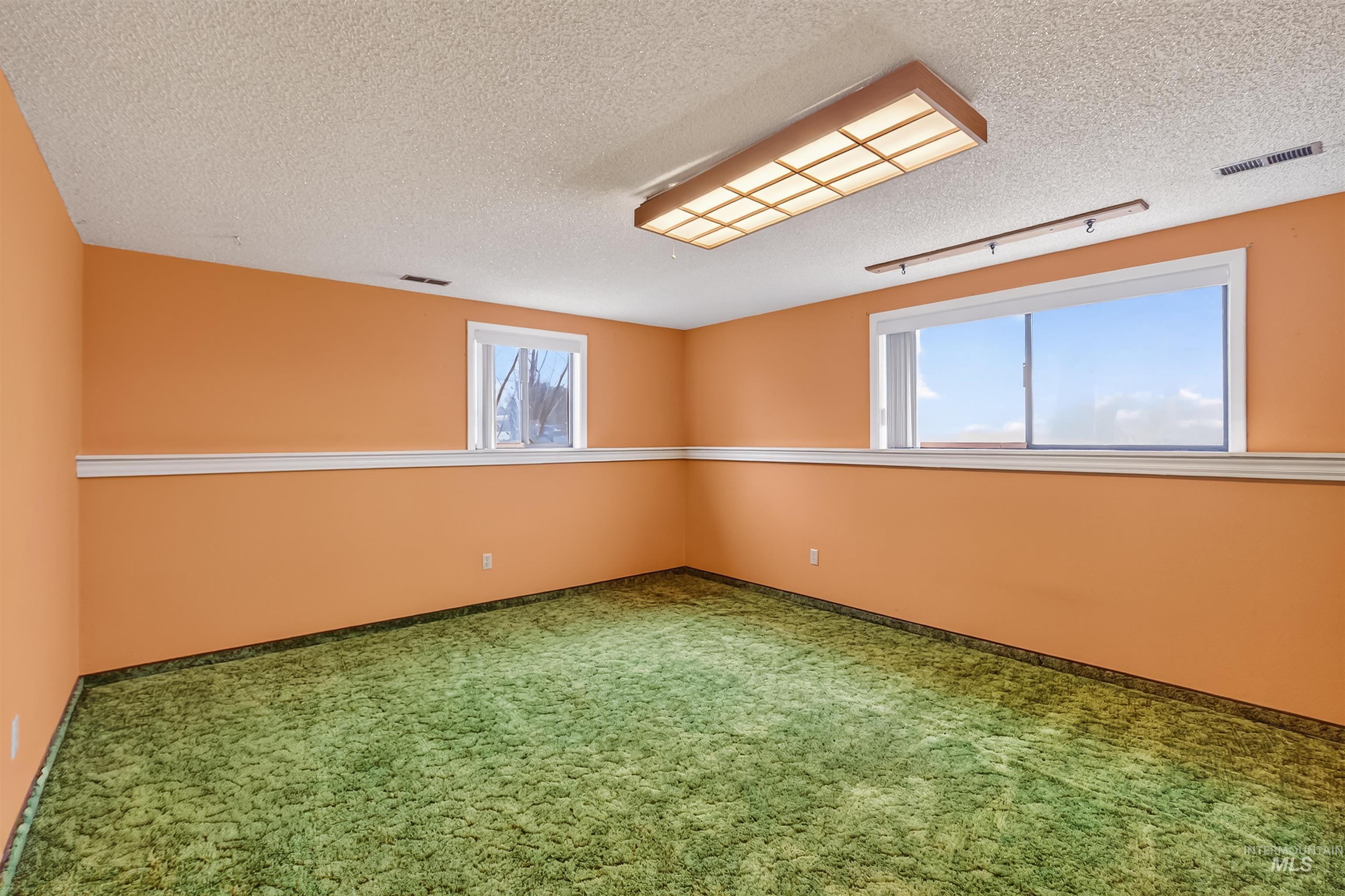 1129 Bryden Ave, Lewiston, Idaho 83501, 3 Bedrooms, 2 Bathrooms, Residential For Sale, Price $365,000, 98977206