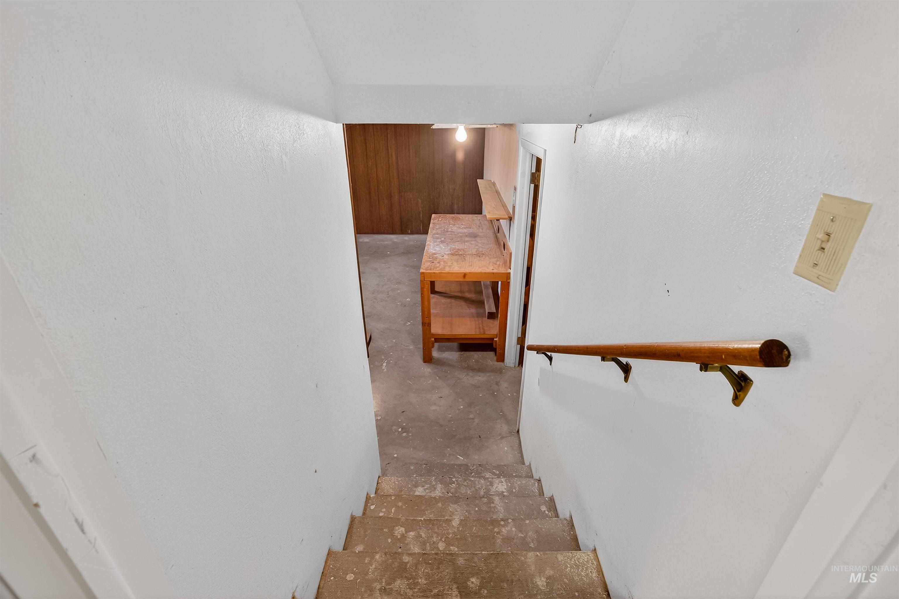 1129 Bryden Ave, Lewiston, Idaho 83501, 3 Bedrooms, 2 Bathrooms, Residential For Sale, Price $365,000, 98977206