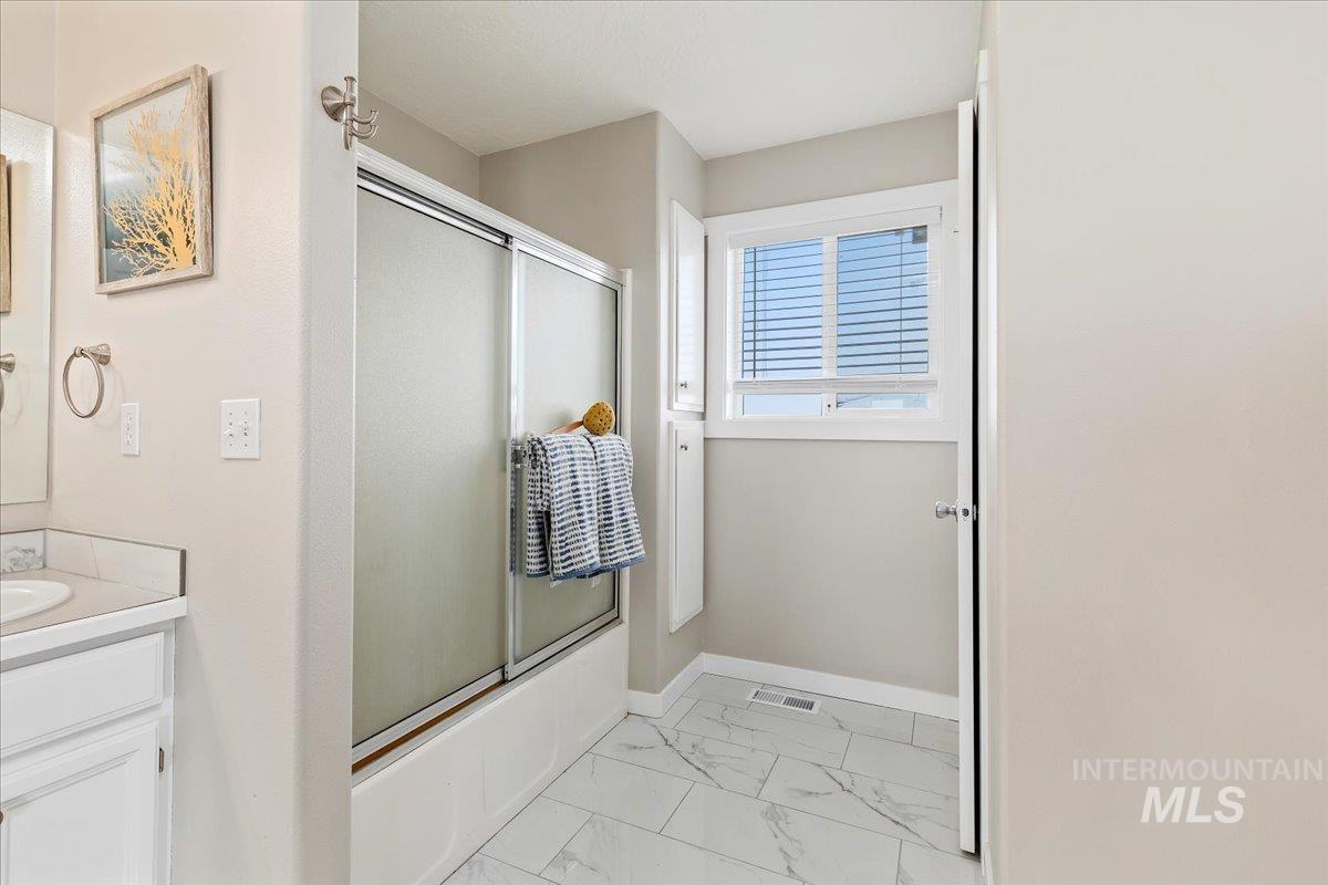 21600 Look Lane, Caldwell, Idaho 83607, 3 Bedrooms, 3 Bathrooms, Residential For Sale, Price $1,995,000, 98977209