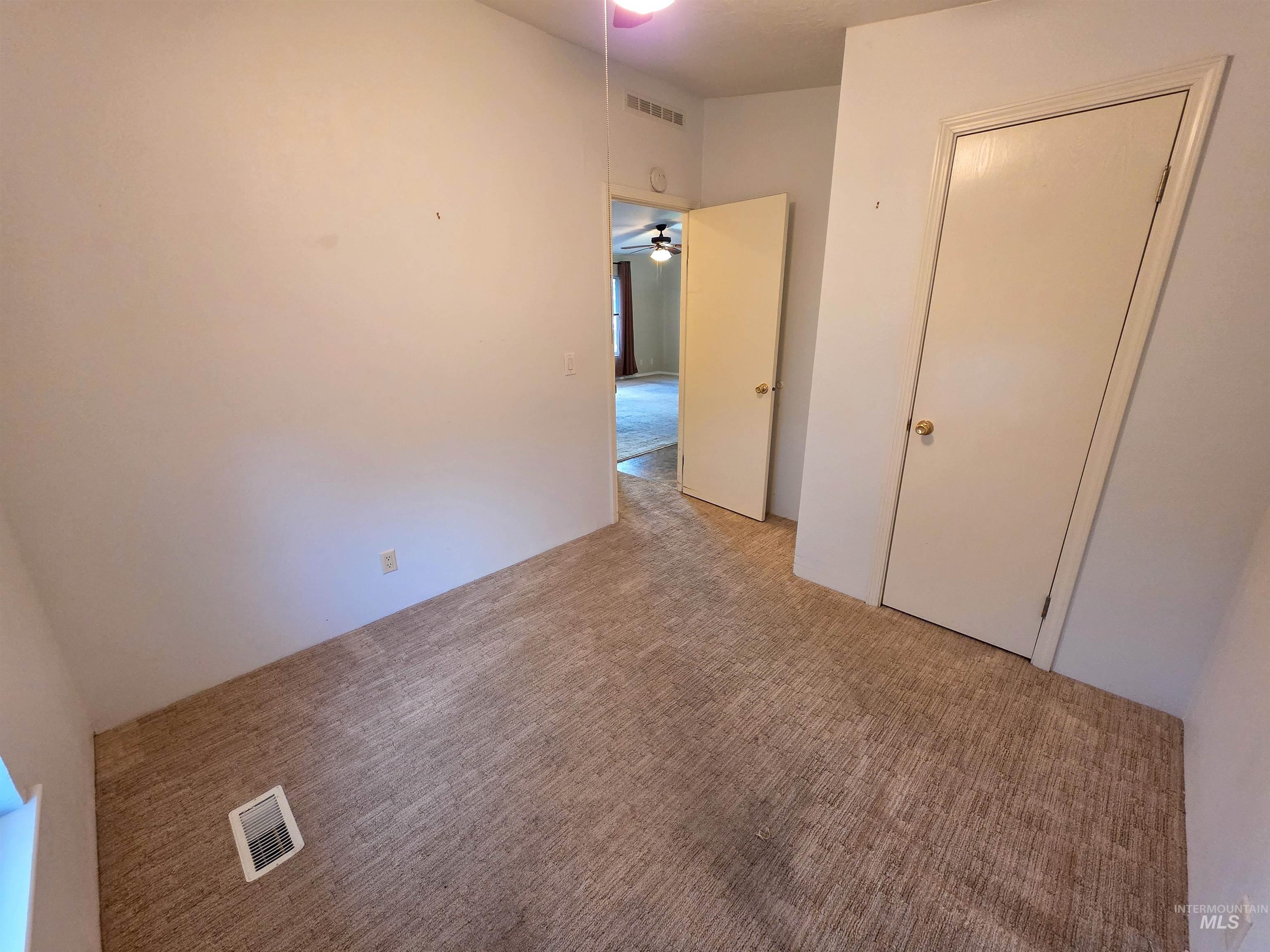 2034 Powers Ave, Lewiston, Idaho 83501-4443, 3 Bedrooms, 2 Bathrooms, Residential For Sale, Price $159,999, 98977211