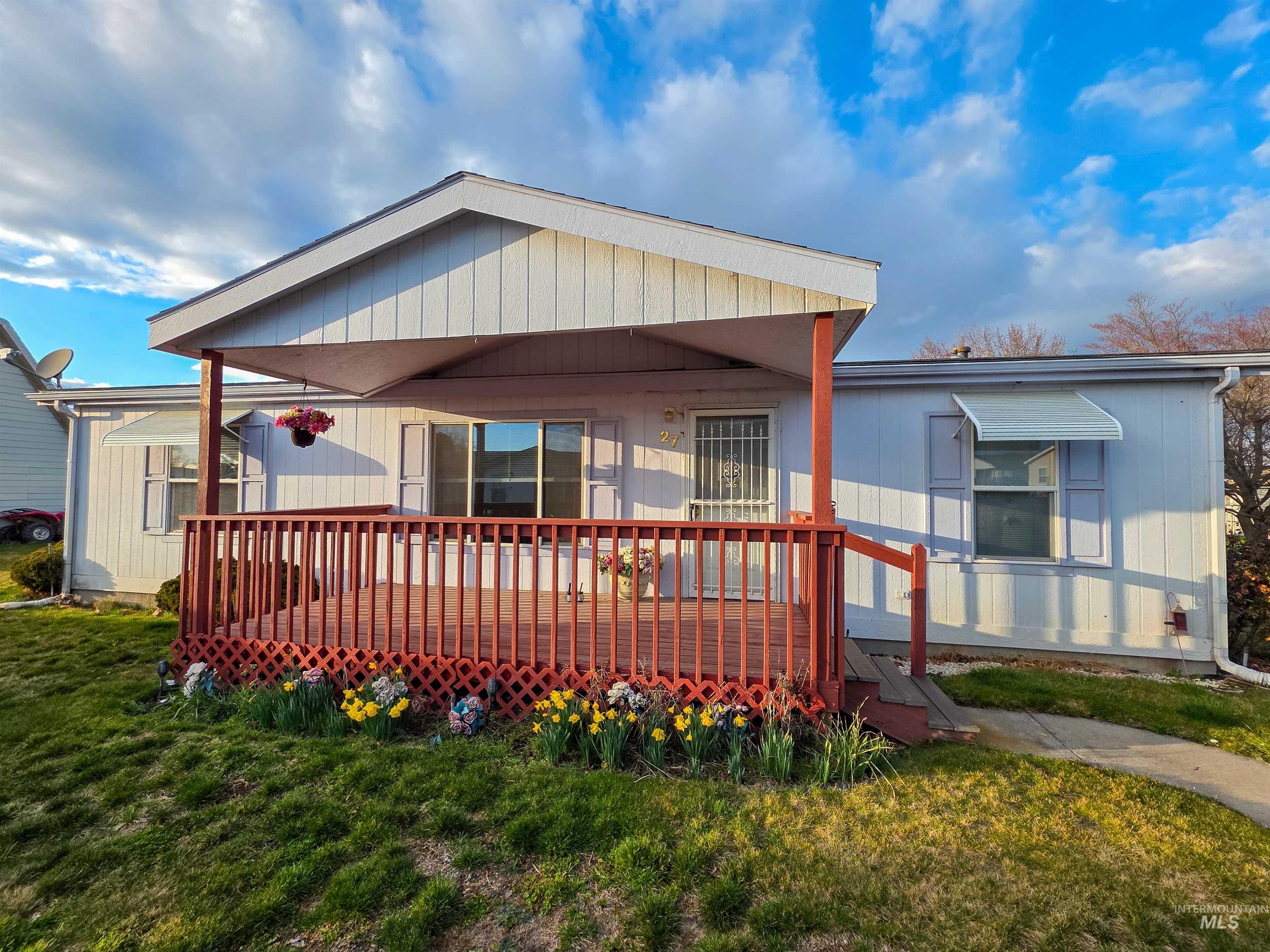 2034 Powers Ave, Lewiston, Idaho 83501-4443, 3 Bedrooms, 2 Bathrooms, Residential For Sale, Price $159,999, 98977211