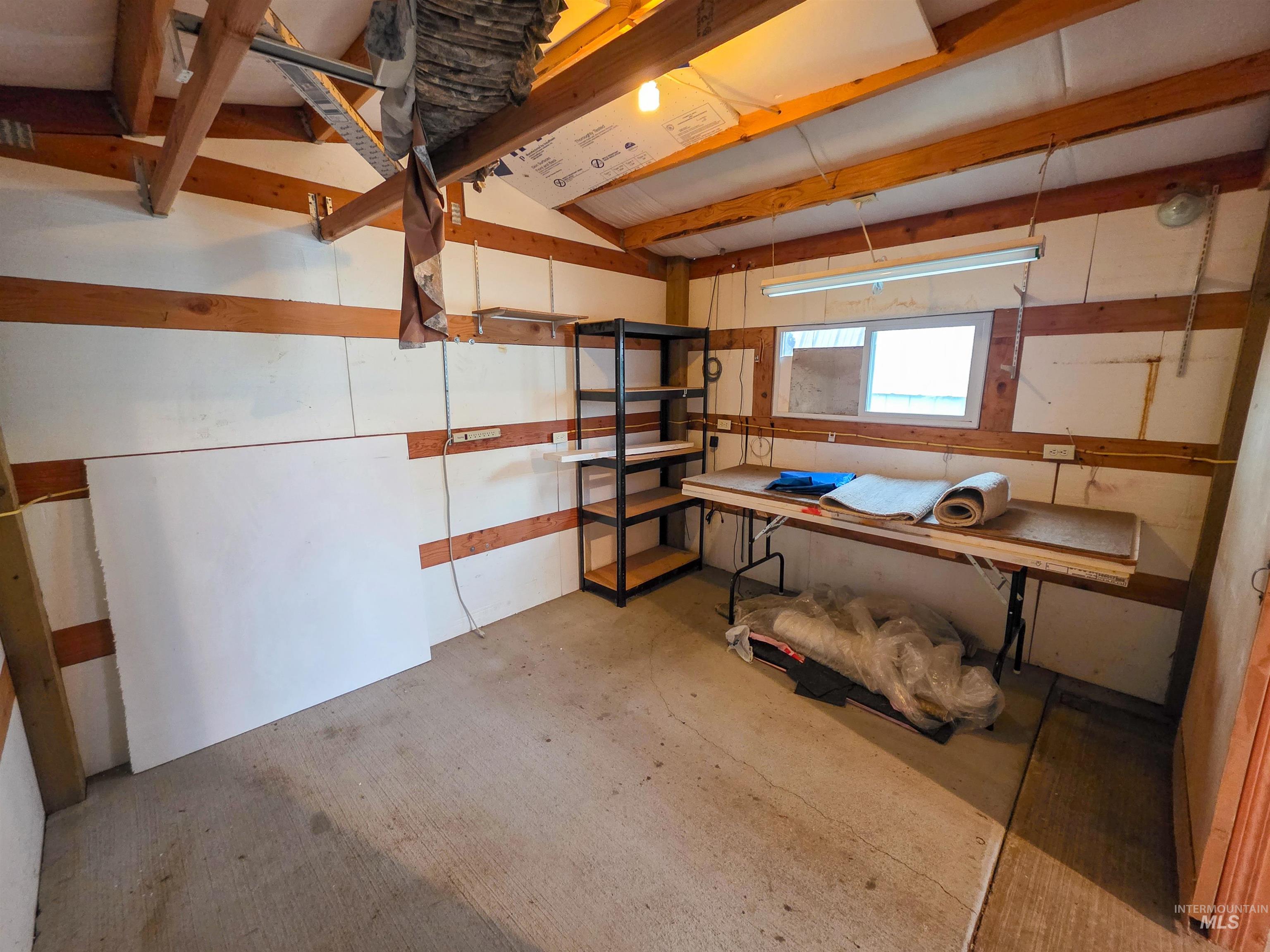 2034 Powers Ave, Lewiston, Idaho 83501-4443, 3 Bedrooms, 2 Bathrooms, Residential For Sale, Price $159,999, 98977211