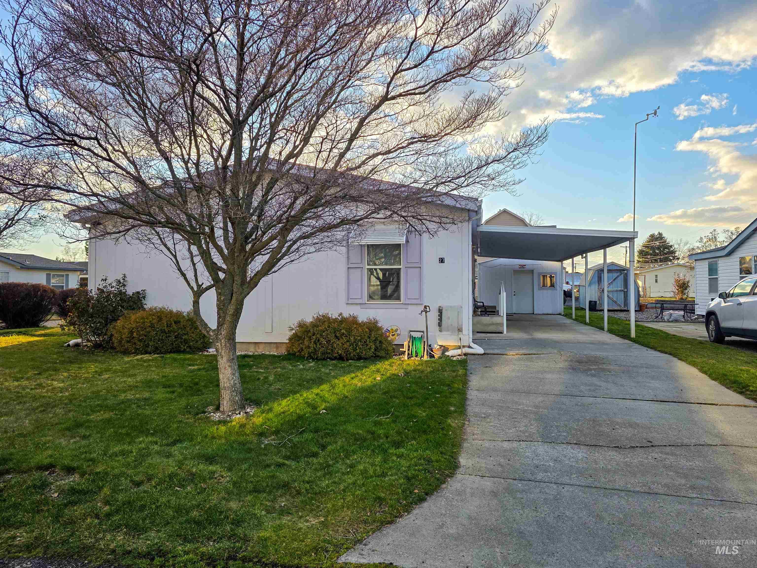 2034 Powers Ave, Lewiston, Idaho 83501-4443, 3 Bedrooms, 2 Bathrooms, Residential For Sale, Price $159,999, 98977211