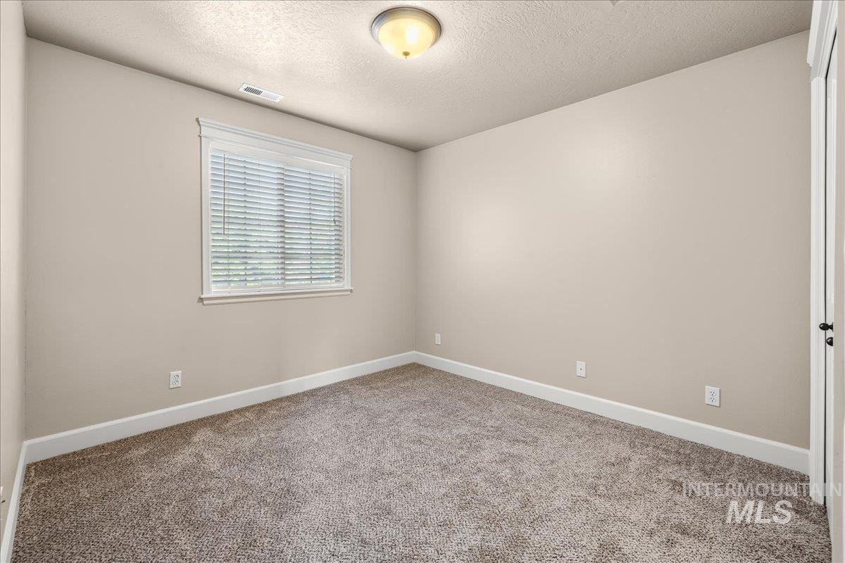 2476 S Amaya Lane, Boise, Idaho 83709, 4 Bedrooms, 3 Bathrooms, Residential For Sale, Price $444,900,MLS 98977216