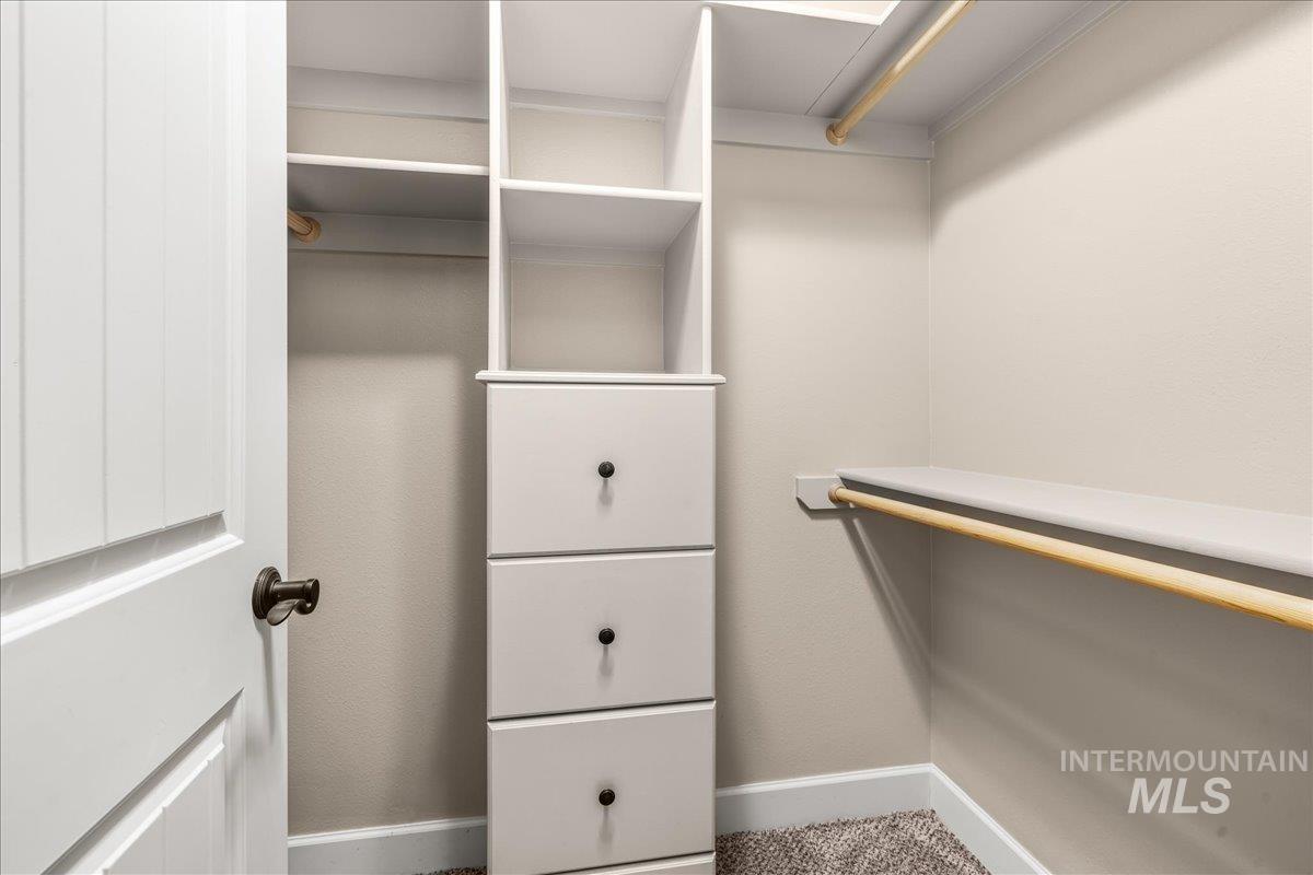 2476 S Amaya Lane, Boise, Idaho 83709, 4 Bedrooms, 3 Bathrooms, Residential For Sale, Price $444,900,MLS 98977216