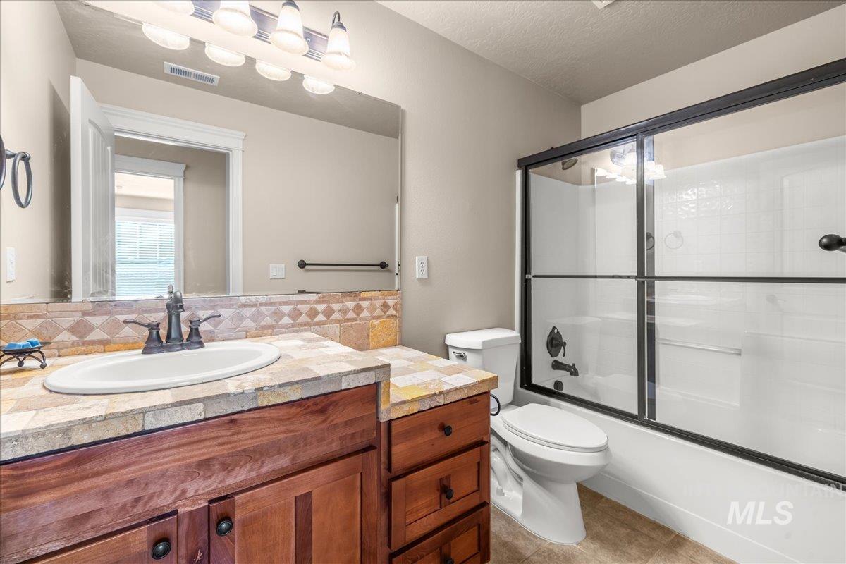 2476 S Amaya Lane, Boise, Idaho 83709, 4 Bedrooms, 3 Bathrooms, Residential For Sale, Price $444,900,MLS 98977216