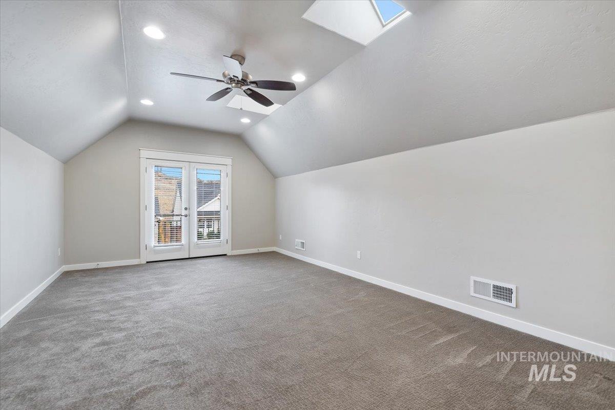 4704 W Barnview Drive, Boise, Idaho 83714, 3 Bedrooms, 3 Bathrooms, Residential For Sale, Price $875,000,MLS 98977217