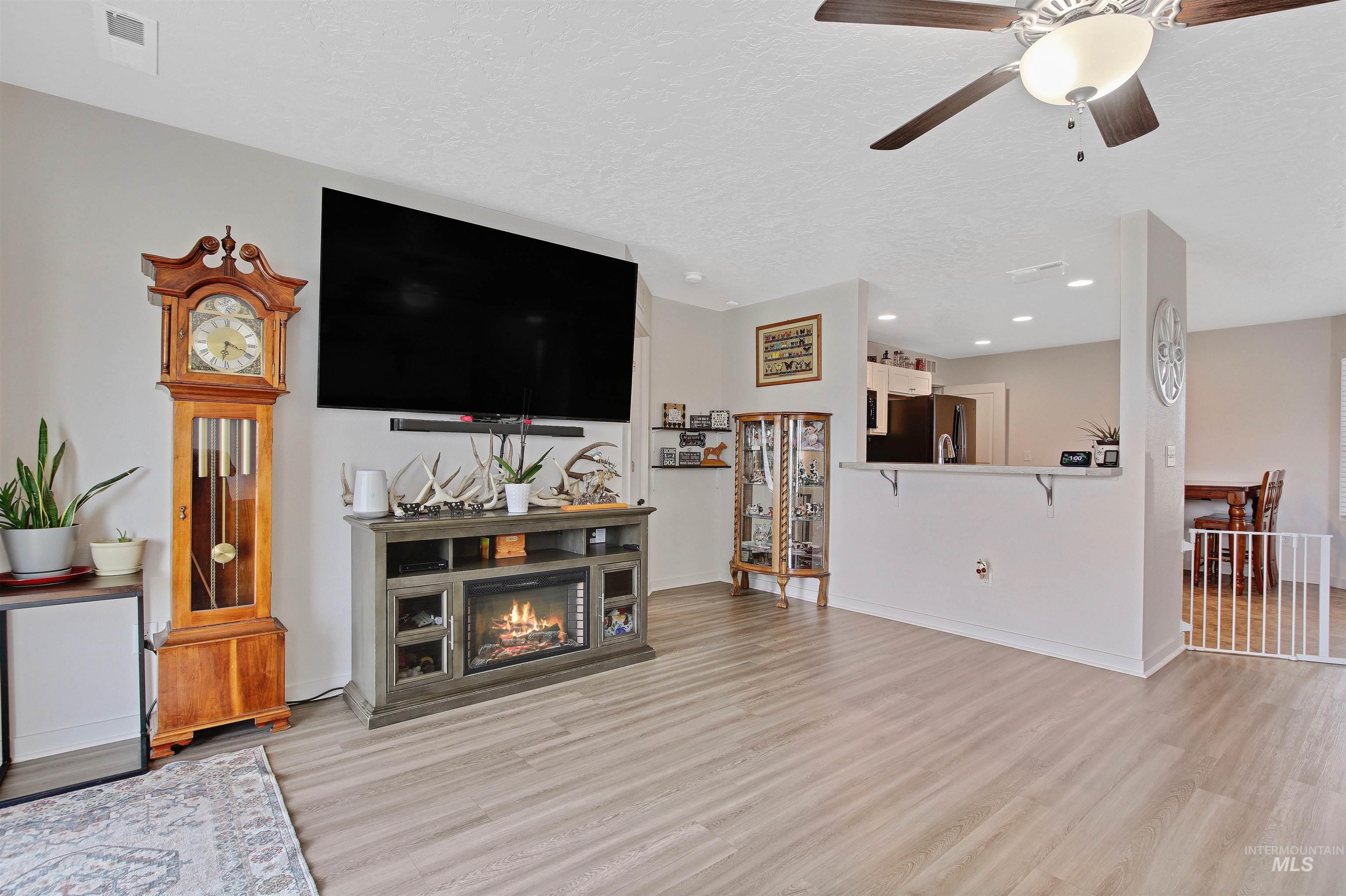 11211 W Kite St, Nampa, Idaho 83651, 3 Bedrooms, 2 Bathrooms, Residential For Sale, Price $365,000,MLS 98977218