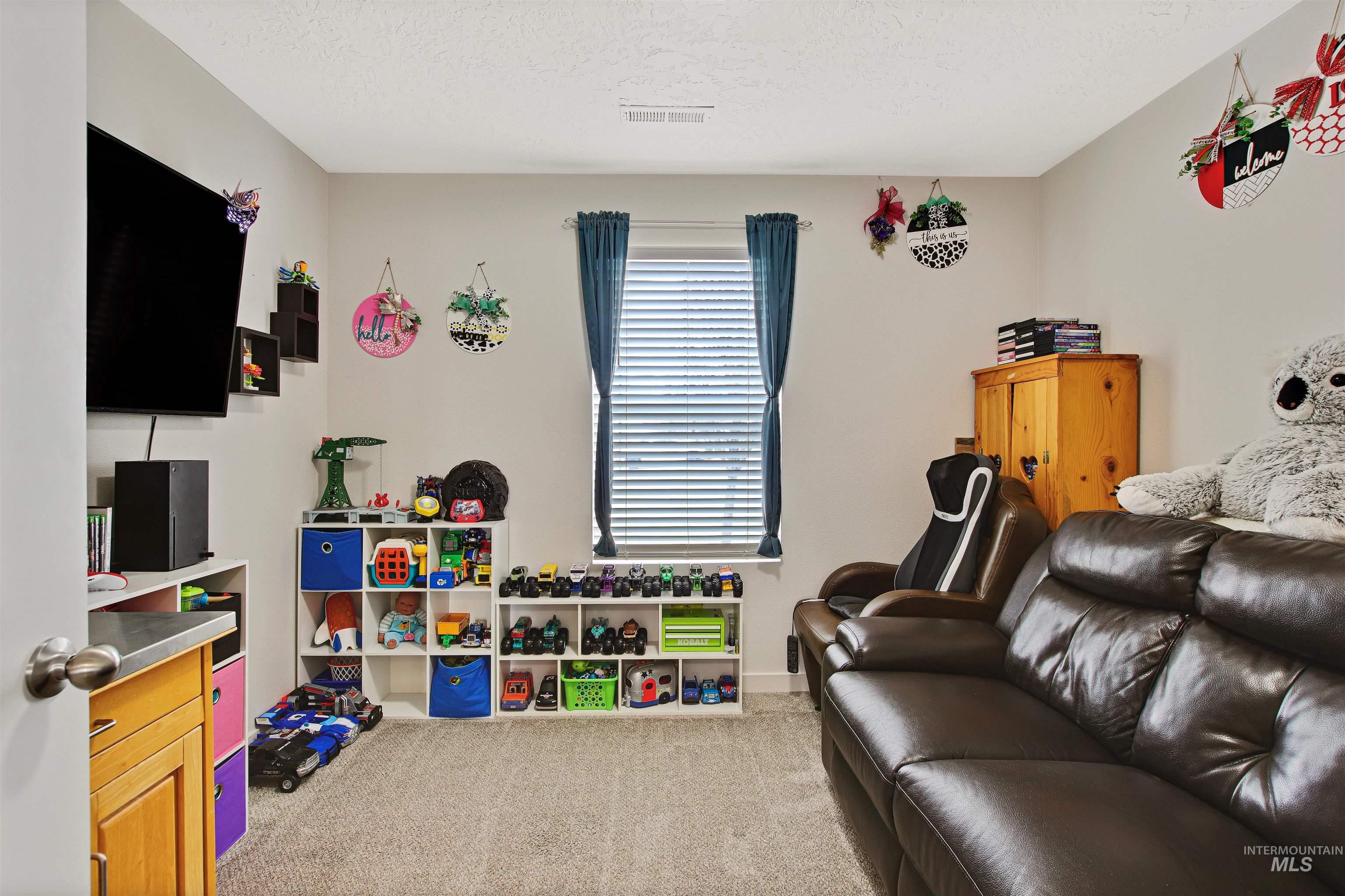 11211 W Kite St, Nampa, Idaho 83651, 3 Bedrooms, 2 Bathrooms, Residential For Sale, Price $365,000,MLS 98977218