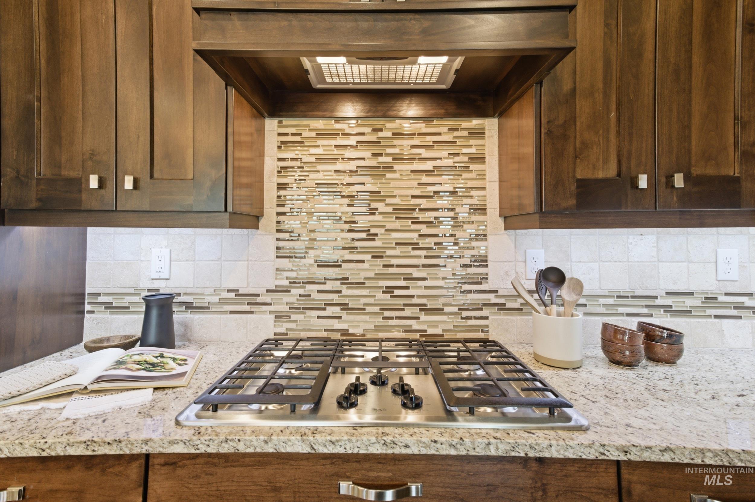 12259 W Seven Lakes Lane, Star, Idaho 83669, 4 Bedrooms, 2.5 Bathrooms, Residential For Sale, Price $949,990,MLS 98977221