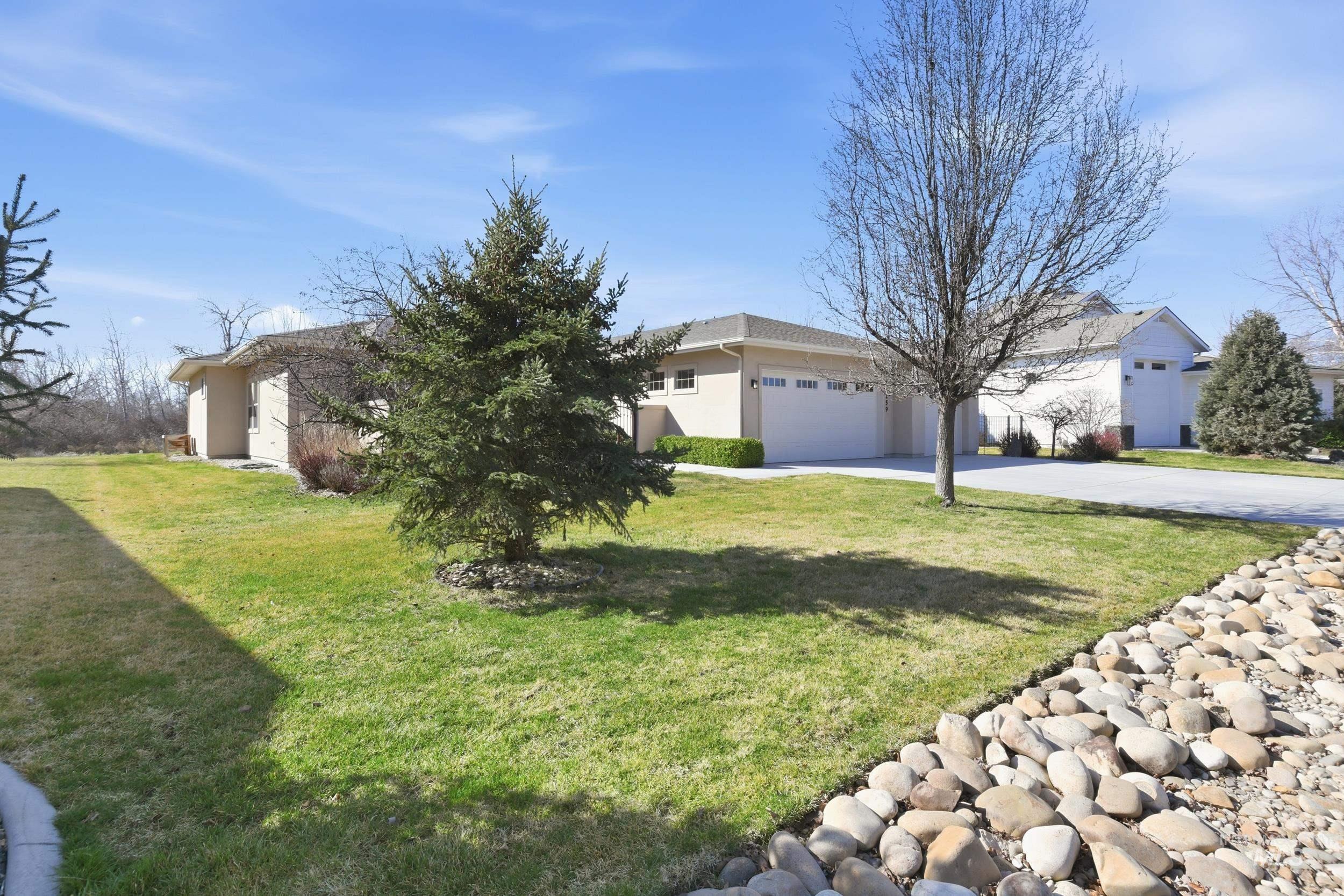 12259 W Seven Lakes Lane, Star, Idaho 83669, 4 Bedrooms, 2.5 Bathrooms, Residential For Sale, Price $999,990,MLS 98977221