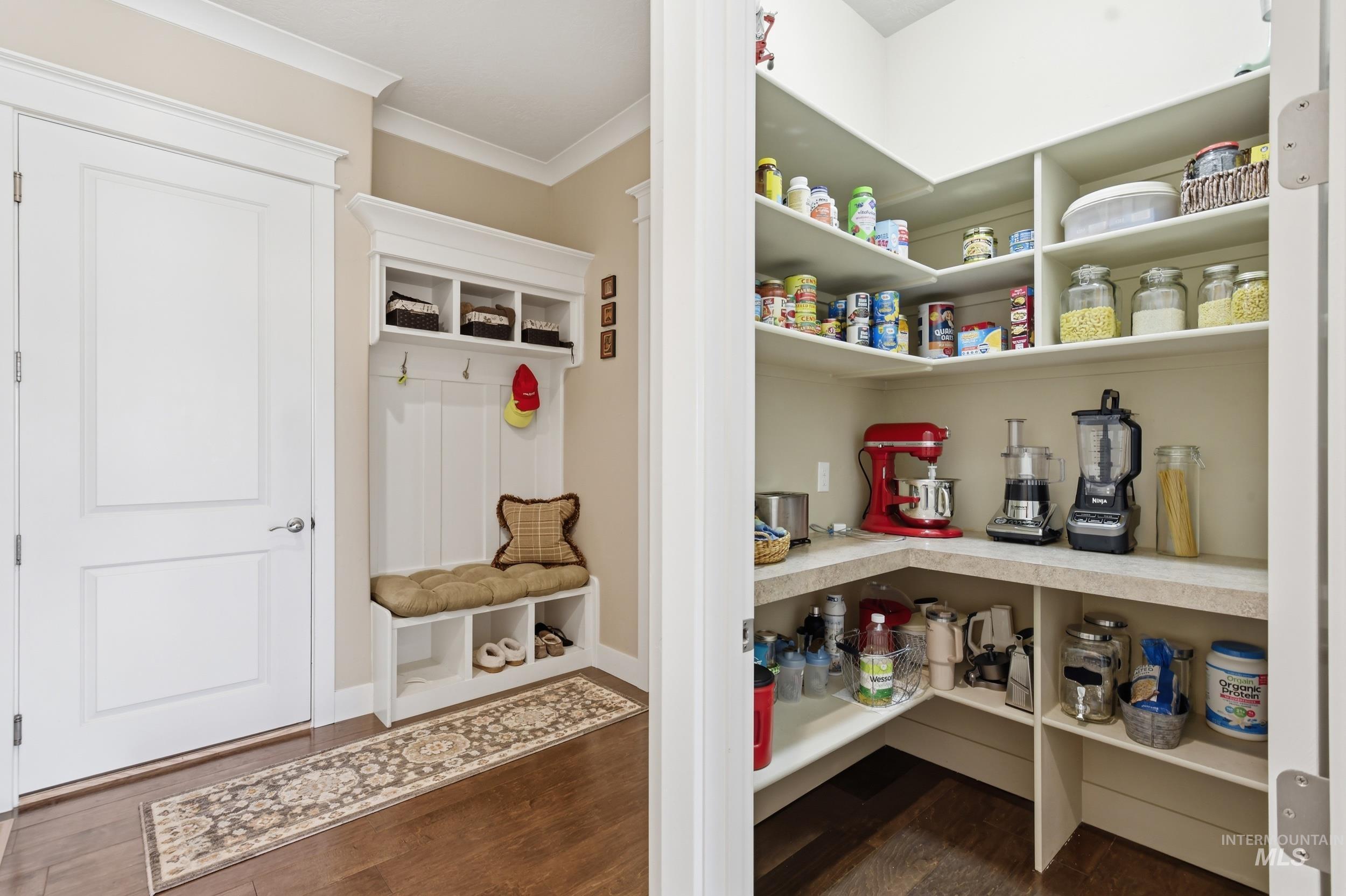 12259 W Seven Lakes Lane, Star, Idaho 83669, 4 Bedrooms, 2.5 Bathrooms, Residential For Sale, Price $999,990,MLS 98977221