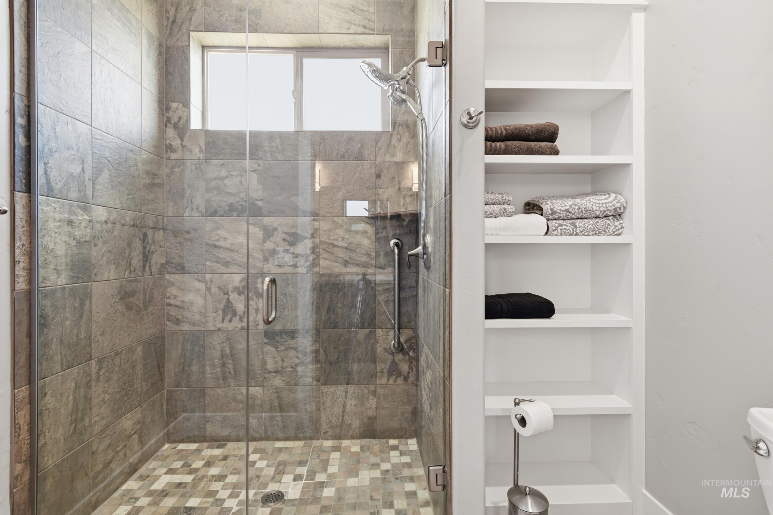 12259 W Seven Lakes Lane, Star, Idaho 83669, 4 Bedrooms, 2.5 Bathrooms, Residential For Sale, Price $999,990,MLS 98977221