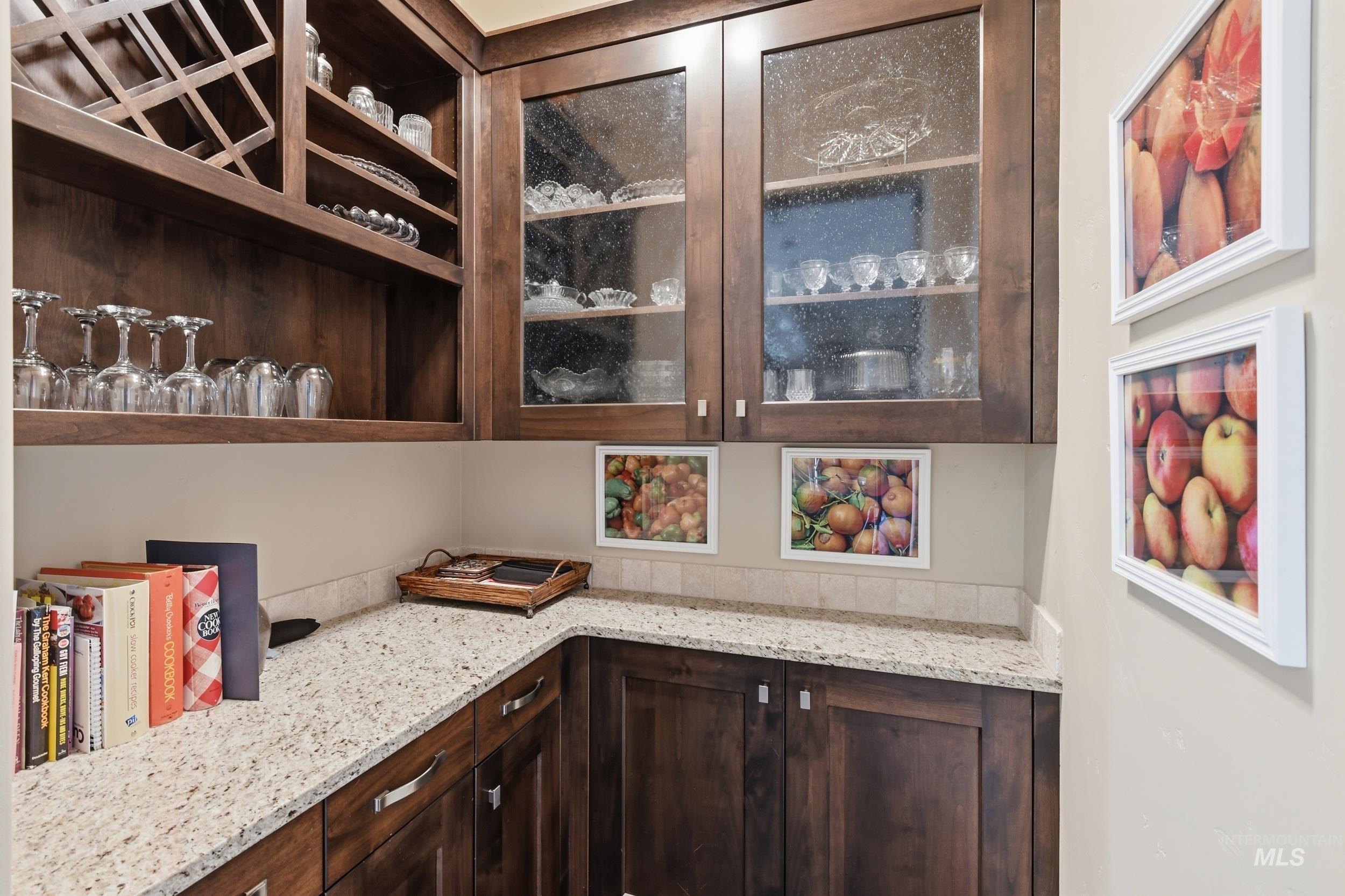 12259 W Seven Lakes Lane, Star, Idaho 83669, 4 Bedrooms, 2.5 Bathrooms, Residential For Sale, Price $999,990,MLS 98977221