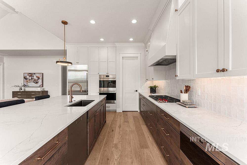 3506 W Retreat St, Eagle, Idaho 83616, 3 Bedrooms, 2.5 Bathrooms, Residential For Sale, Price $1,089,900,MLS 98977222