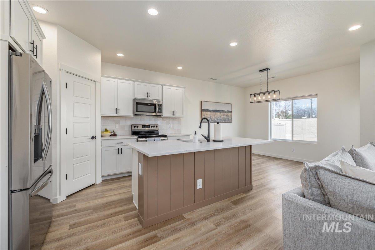 3090 W Silver River St., Meridian, Idaho 83646, 3 Bedrooms, 2 Bathrooms, Residential For Sale, Price $525,000,MLS 98977223