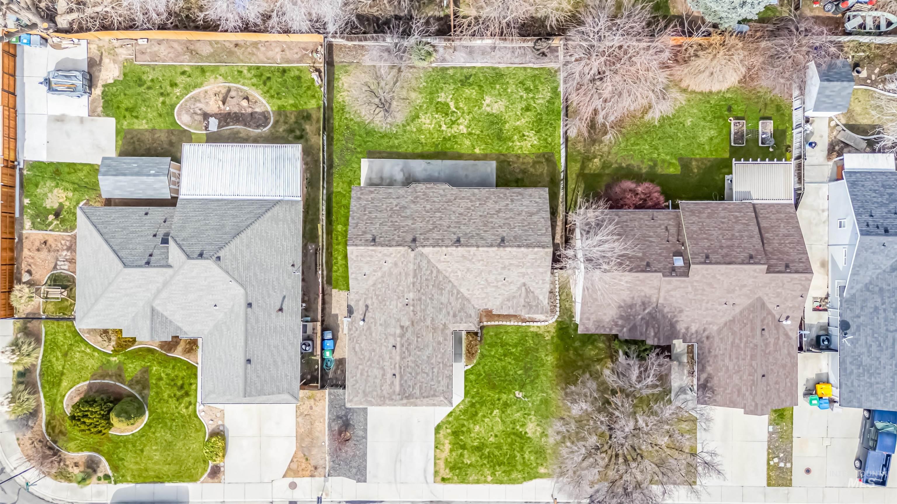 6988 W Tamarindo Ct., Boise, Idaho 83714, 3 Bedrooms, 2 Bathrooms, Residential For Sale, Price $449,000,MLS 98977224