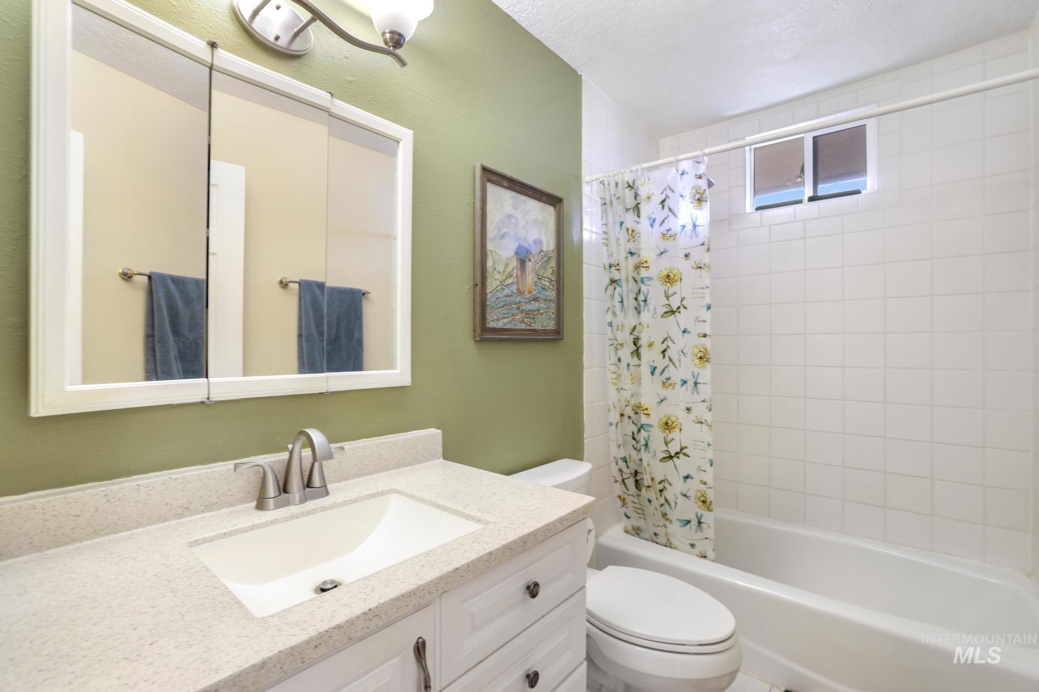 388 Heyburn Ave, Twin Falls, Idaho 83301, 3 Bedrooms, 1 Bathroom, Residential For Sale, Price $284,900,MLS 98977225