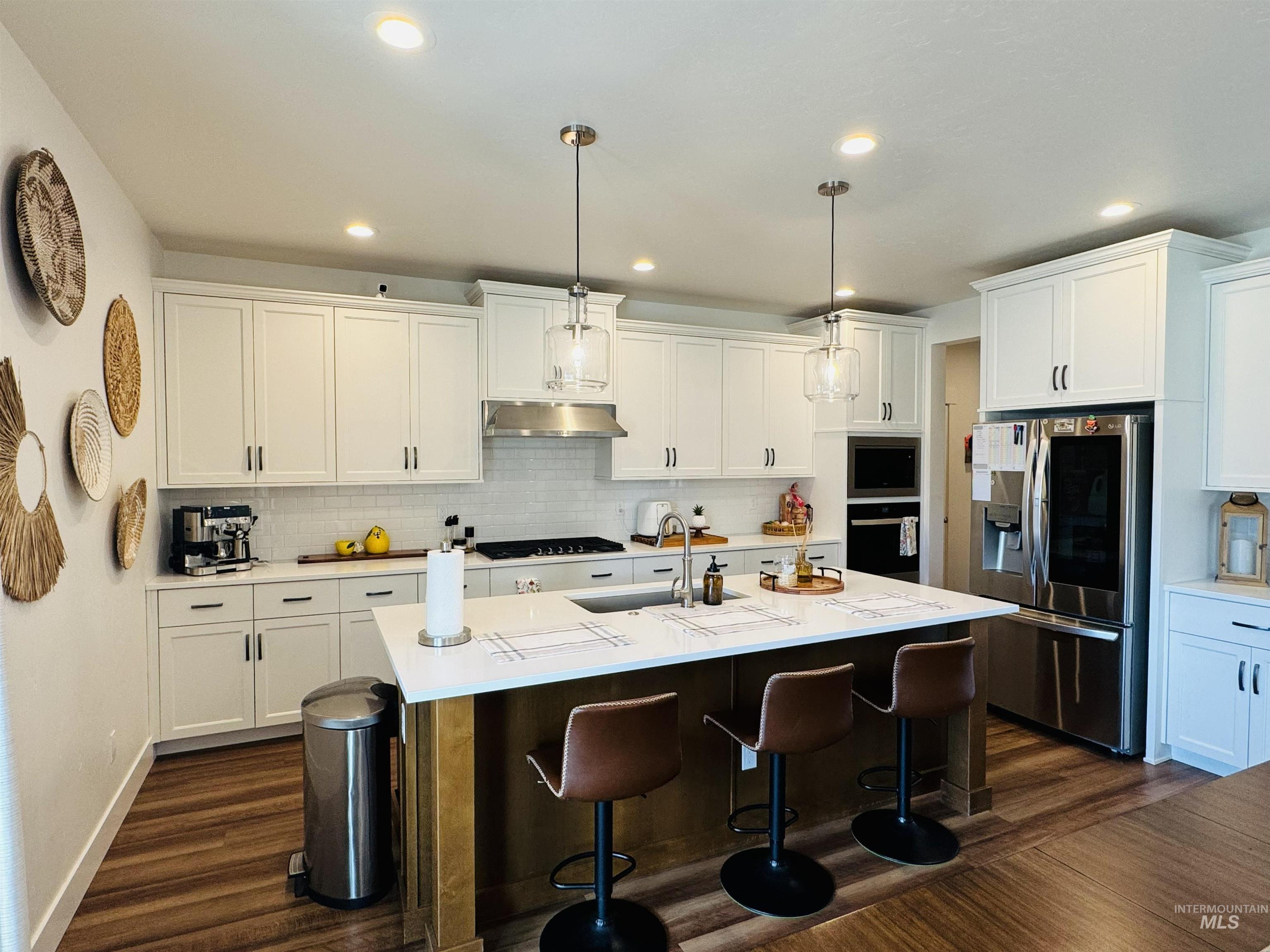 12637 S Averyon Way, Nampa, Idaho 83686, 4 Bedrooms, 2.5 Bathrooms, Residential For Sale, Price $585,000, 98977226