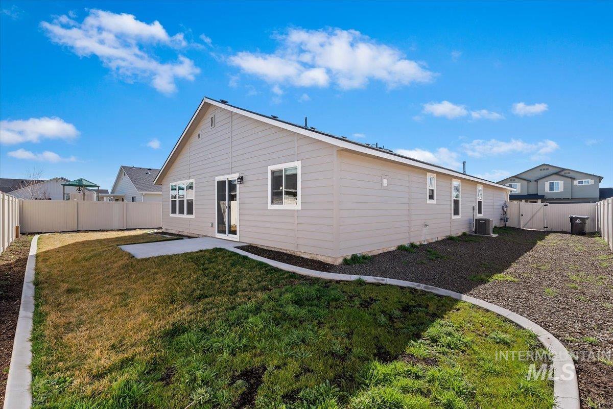 16908 N N Lowerfield Loop, Nampa, Idaho 83687, 4 Bedrooms, 2 Bathrooms, Residential For Sale, Price $449,900,MLS 98977230