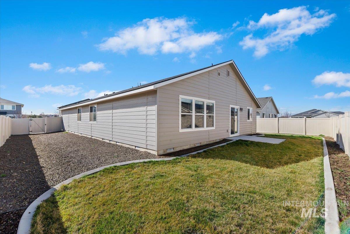 16908 N N Lowerfield Loop, Nampa, Idaho 83687, 4 Bedrooms, 2 Bathrooms, Residential For Sale, Price $449,900,MLS 98977230