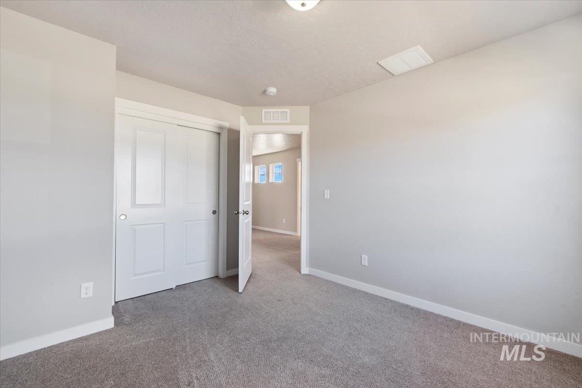 15182 N Mia Way, Nampa, Idaho 83651, 5 Bedrooms, 3 Bathrooms, Residential For Sale, Price $499,900,MLS 98977232