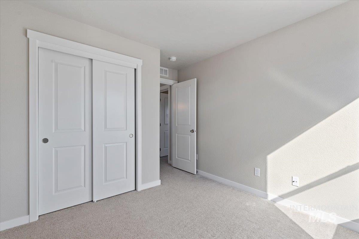 15182 N Mia Way, Nampa, Idaho 83651, 5 Bedrooms, 3 Bathrooms, Residential For Sale, Price $499,900,MLS 98977232