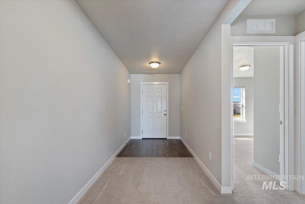 15182 N Mia Way, Nampa, Idaho 83651, 5 Bedrooms, 3 Bathrooms, Residential For Sale, Price $499,900,MLS 98977232