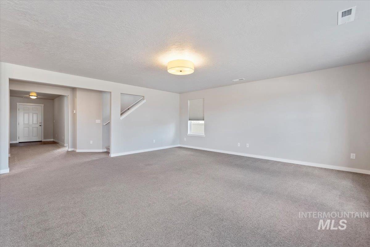 15182 N Mia Way, Nampa, Idaho 83651, 5 Bedrooms, 3 Bathrooms, Residential For Sale, Price $499,900,MLS 98977232