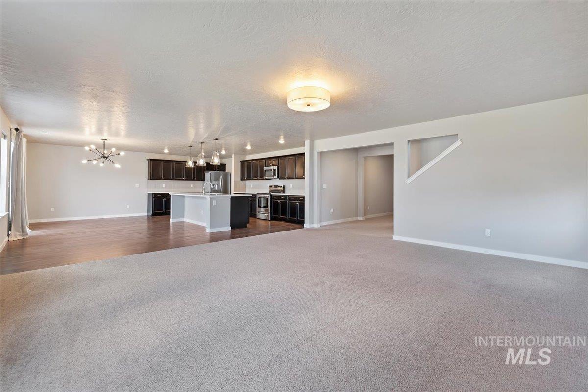 15182 N Mia Way, Nampa, Idaho 83651, 5 Bedrooms, 3 Bathrooms, Residential For Sale, Price $499,900,MLS 98977232