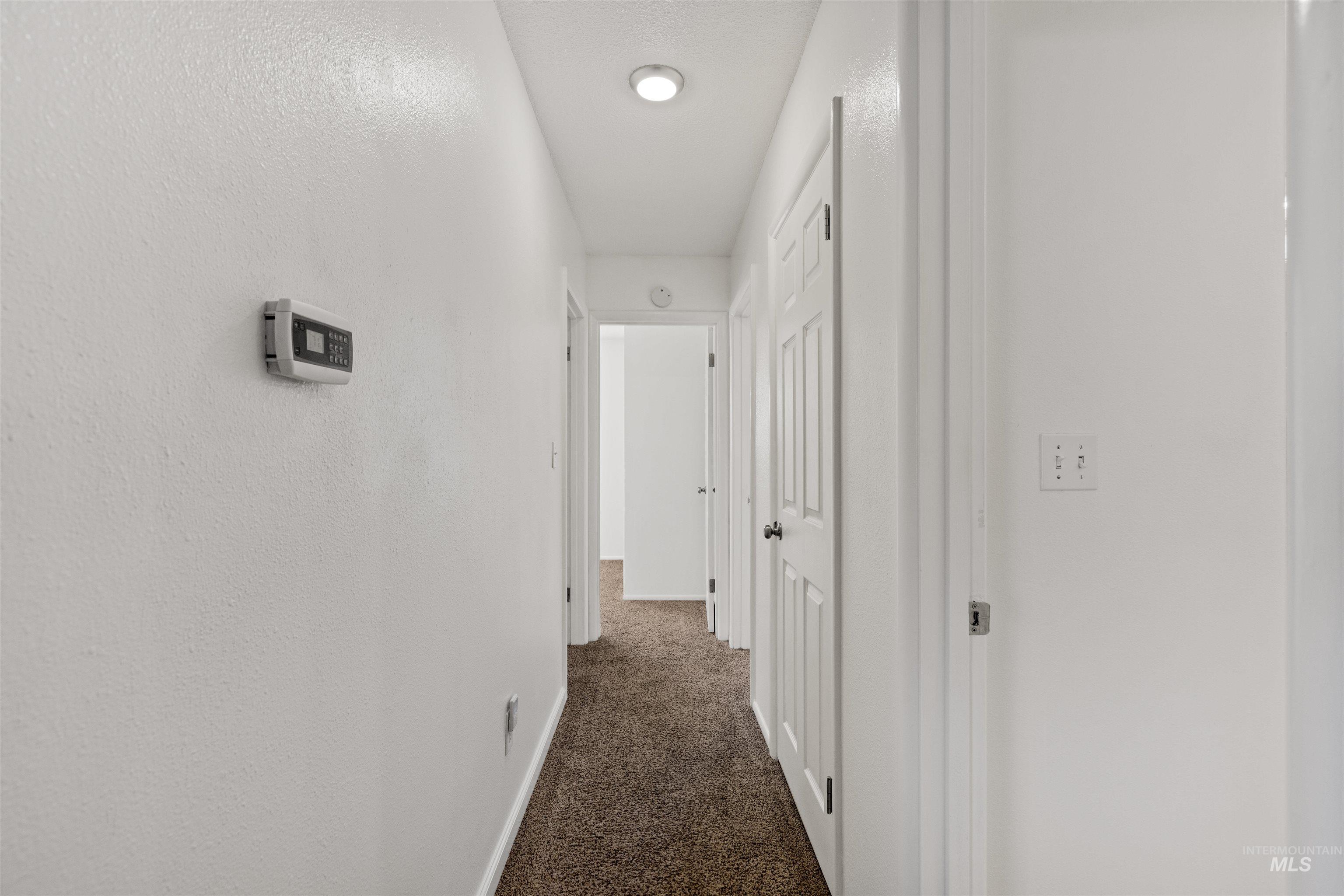 3304 S Illinois Ave, Caldwell, Idaho 83605, 3 Bedrooms, 2 Bathrooms, Residential For Sale, Price $385,000,MLS 98977233