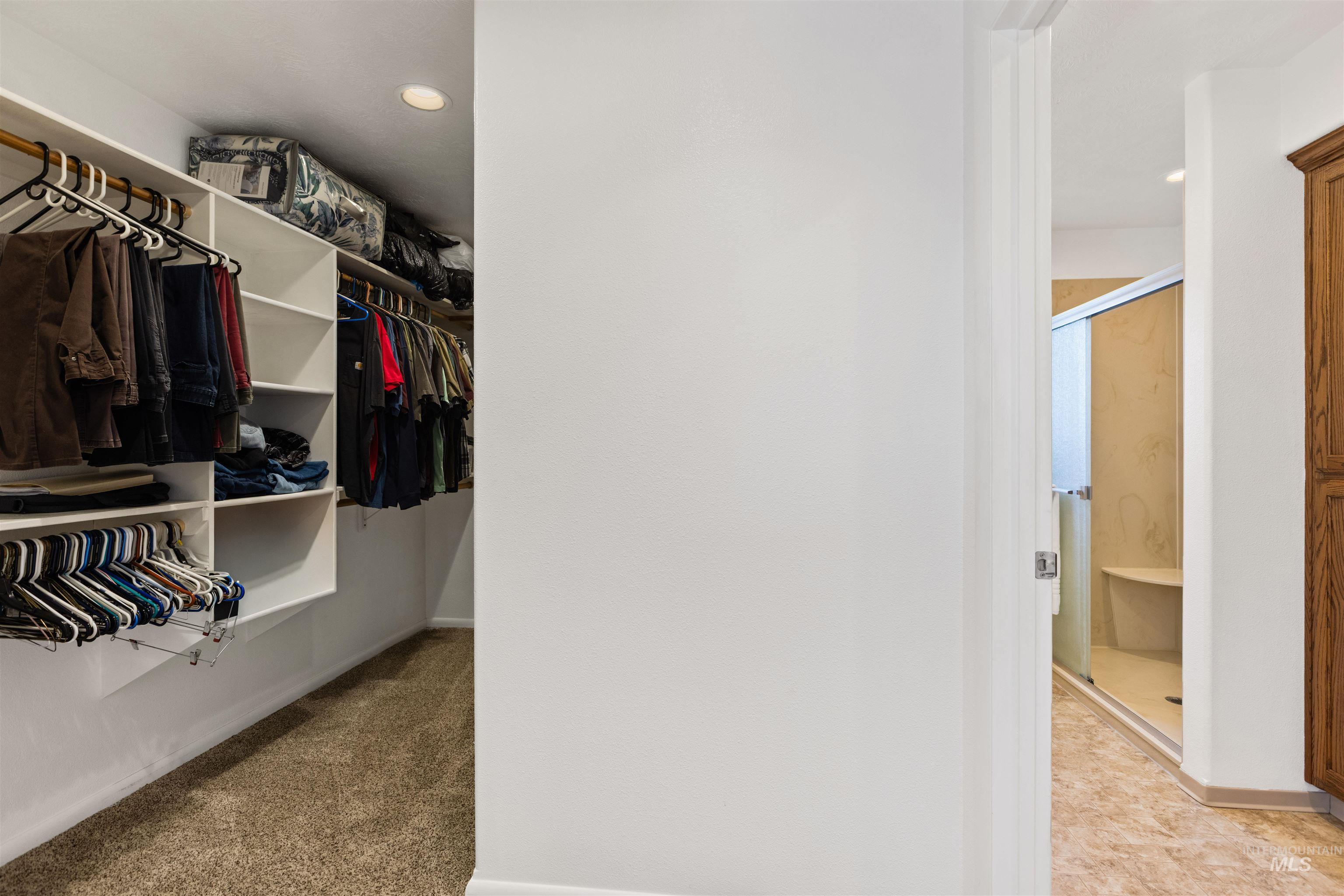 3304 S Illinois Ave, Caldwell, Idaho 83605, 3 Bedrooms, 2 Bathrooms, Residential For Sale, Price $385,000,MLS 98977233