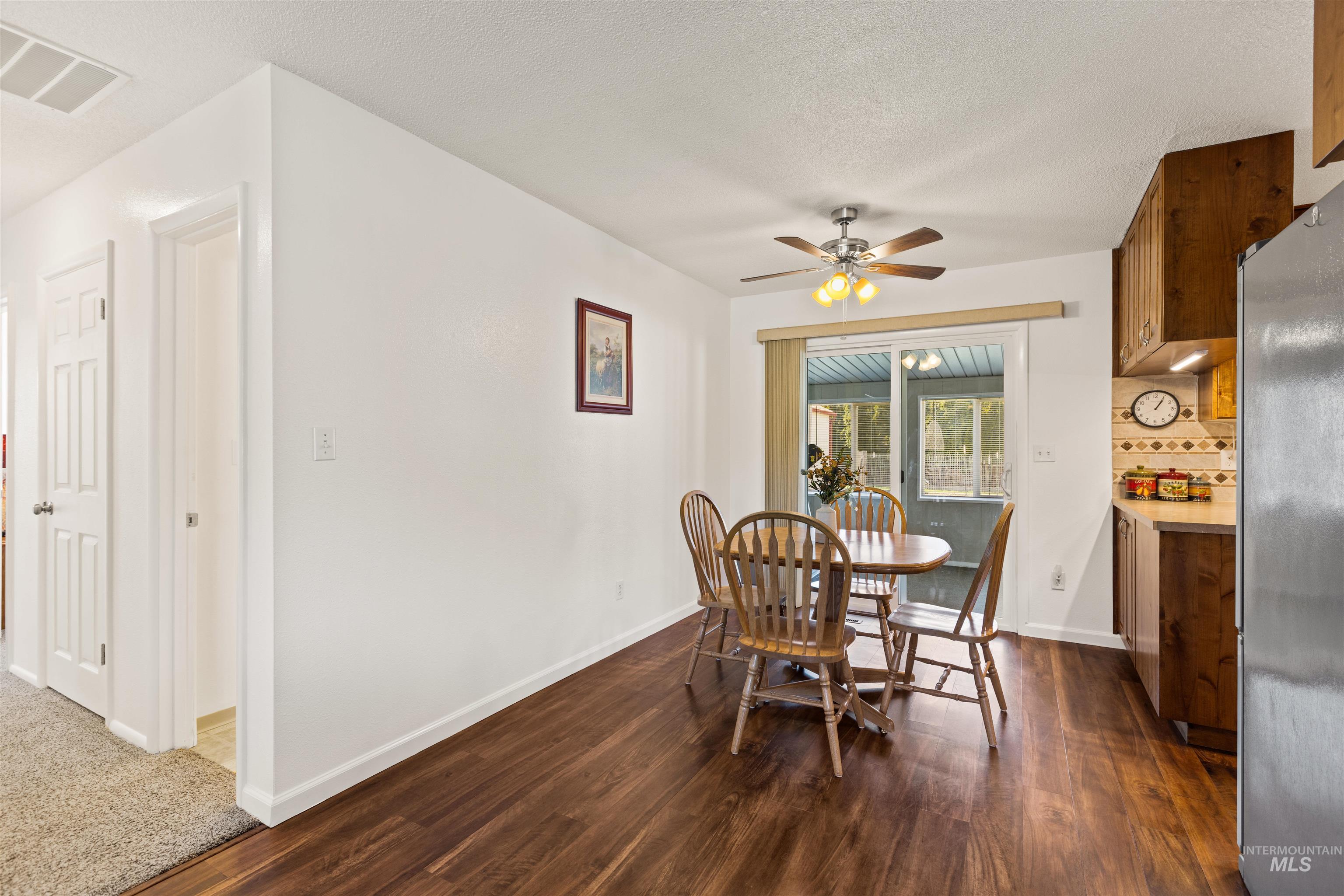 3304 S Illinois Ave, Caldwell, Idaho 83605, 3 Bedrooms, 2 Bathrooms, Residential For Sale, Price $385,000,MLS 98977233